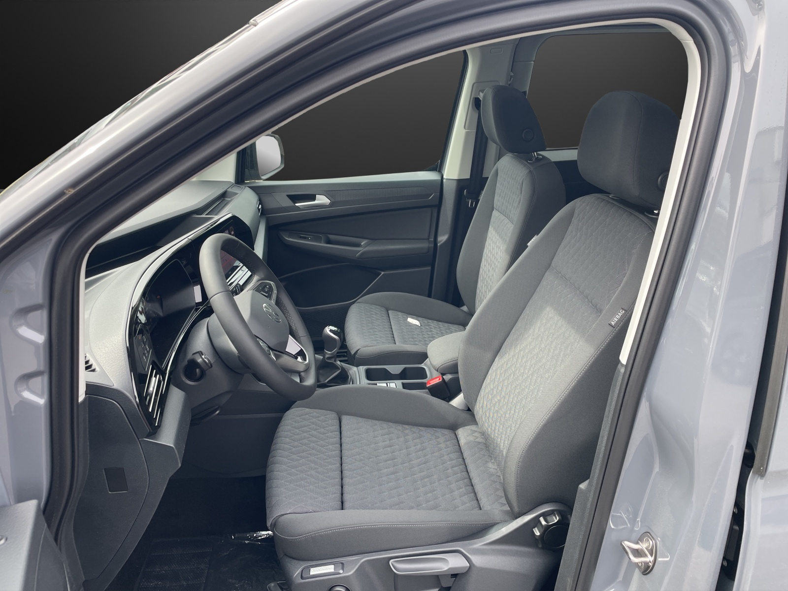 VW Caddy Dark Label 2.0 TDI 4Motion-image-8