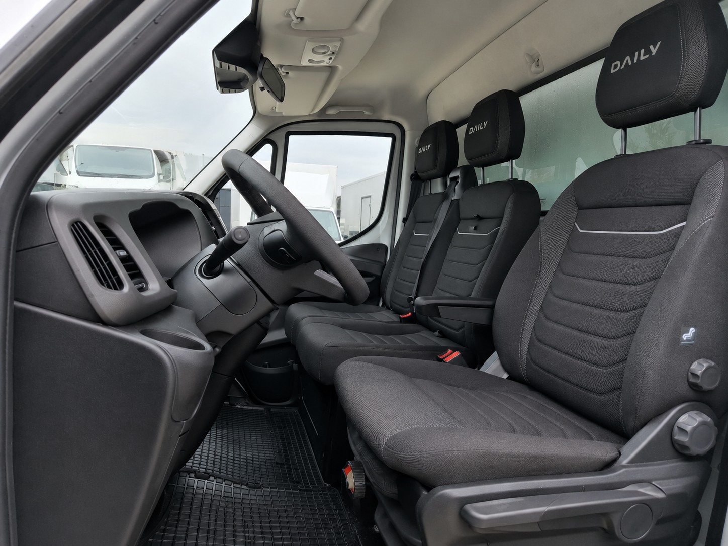 IVECO 35 S 18H 2.4m Hoch-image-4