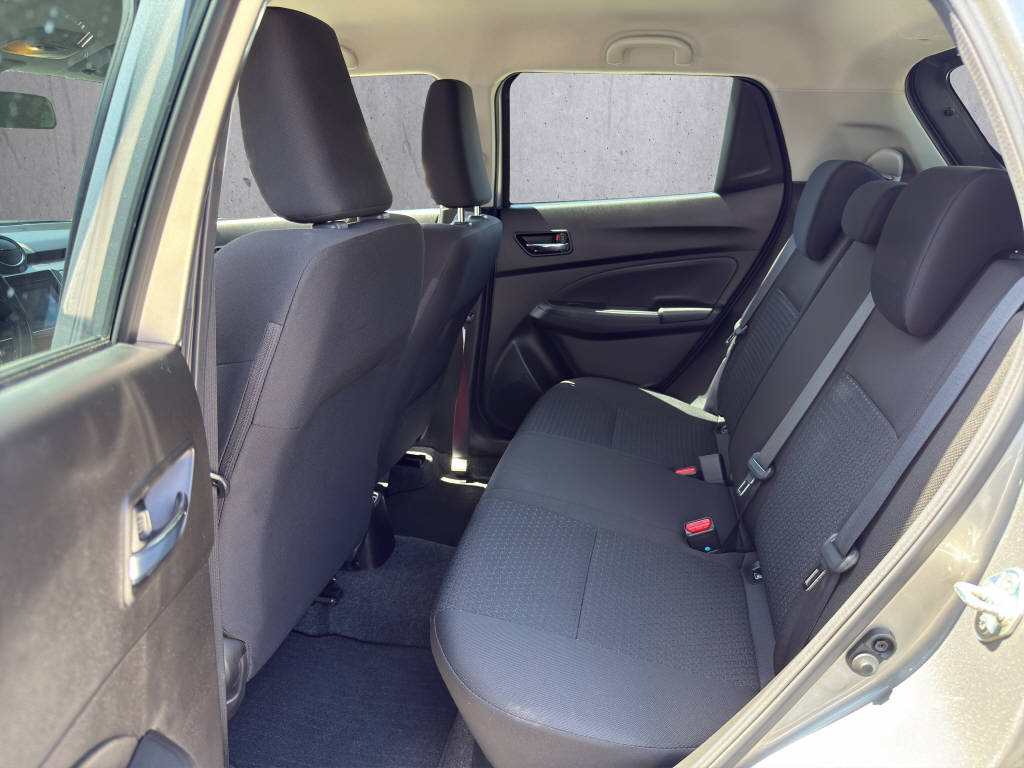 SUZUKI Swift 1.2 Compact+ Hybrid 4x4-image-9