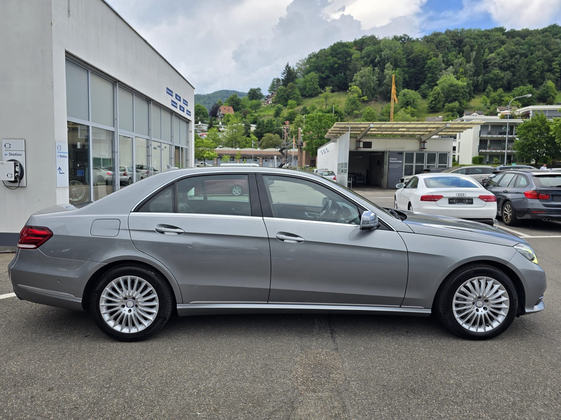 MERCEDES-BENZ E 400 4Matic 7G-Tronic-image-7