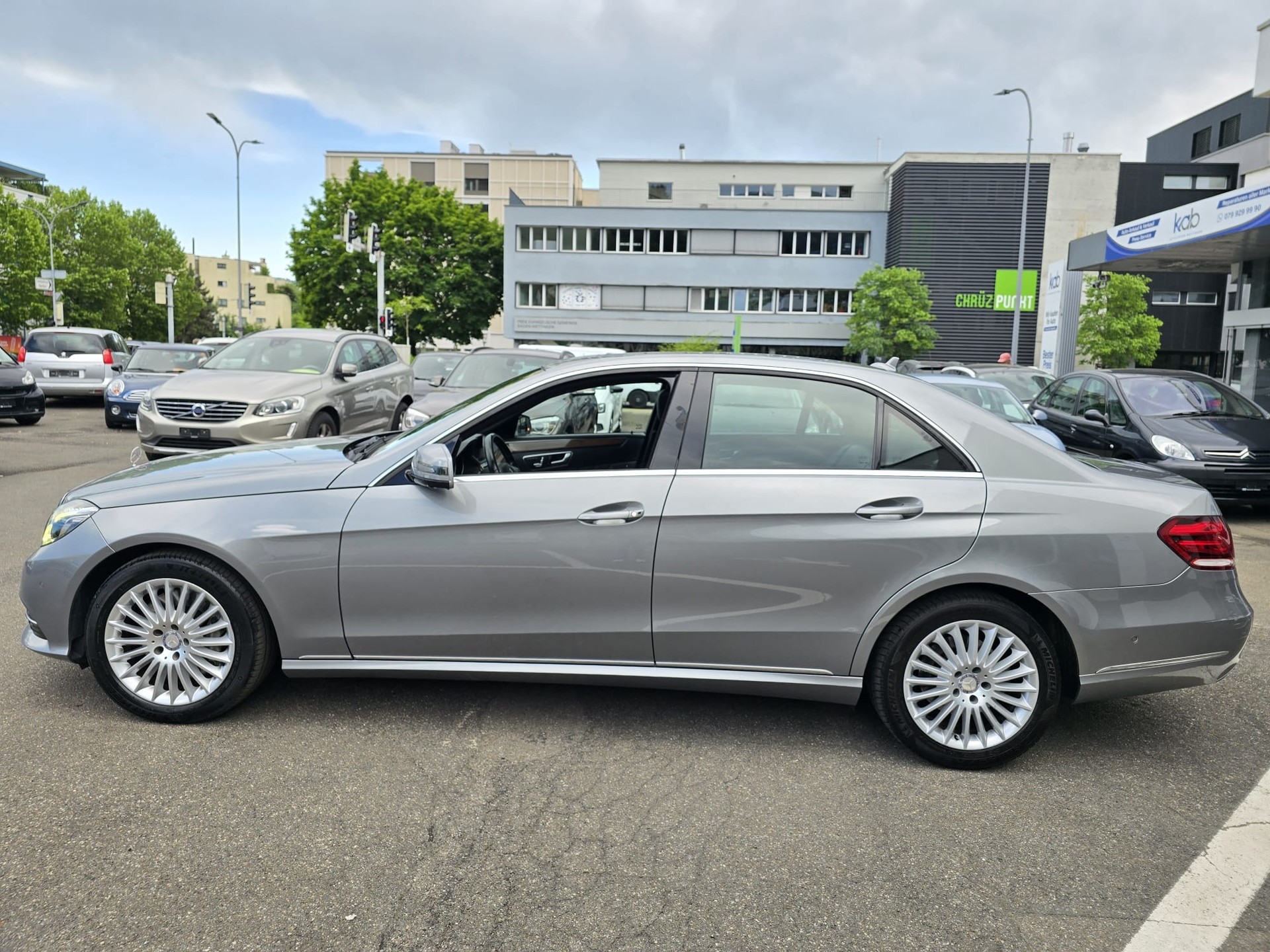 MERCEDES-BENZ E 400 4Matic 7G-Tronic-image-6