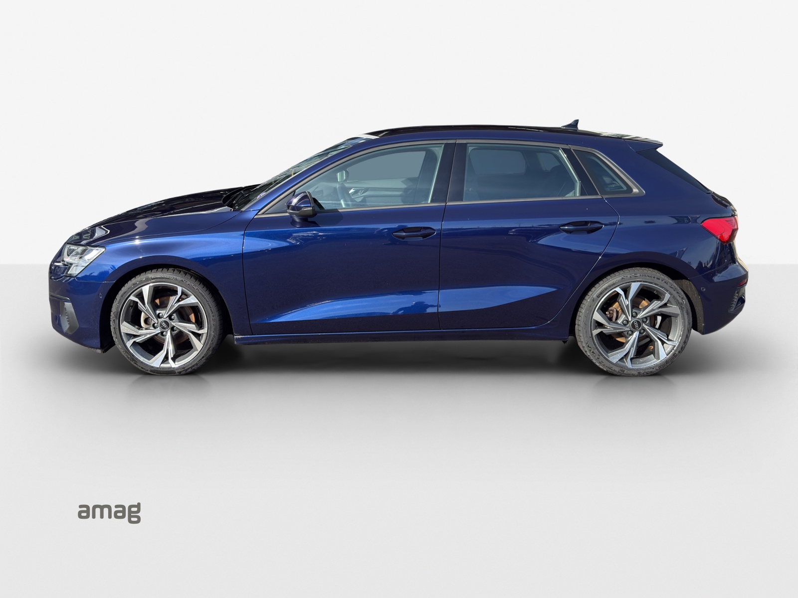 AUDI A3 Sportback 35 TFSI Attraction S-tronic-image-1