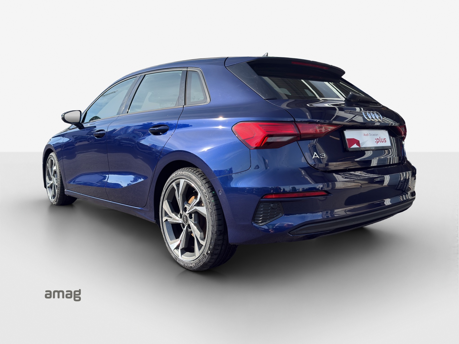 AUDI A3 Sportback 35 TFSI Attraction S-tronic-showroom-element-2
