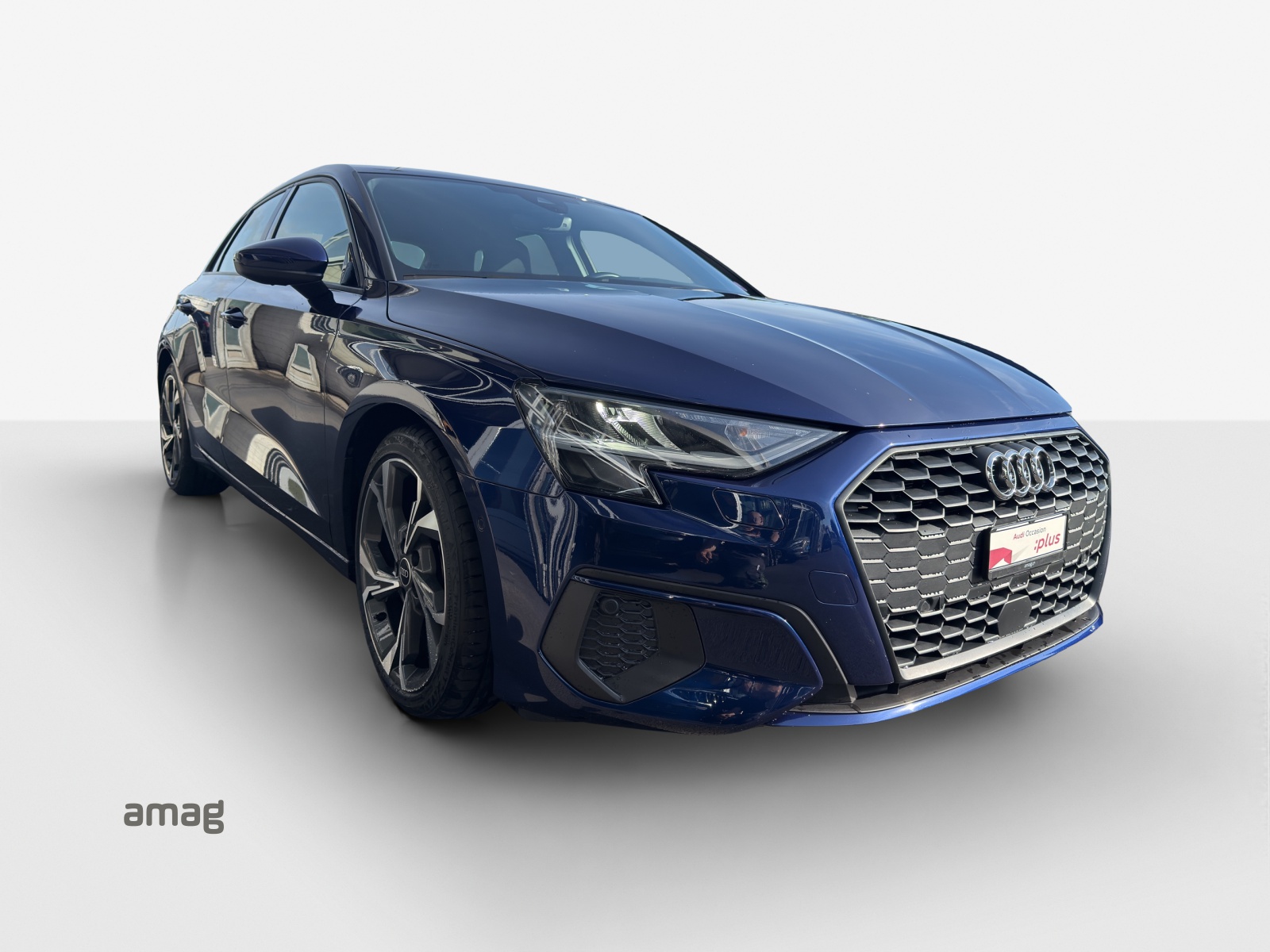 AUDI A3 Sportback 35 TFSI Attraction S-tronic-image-5