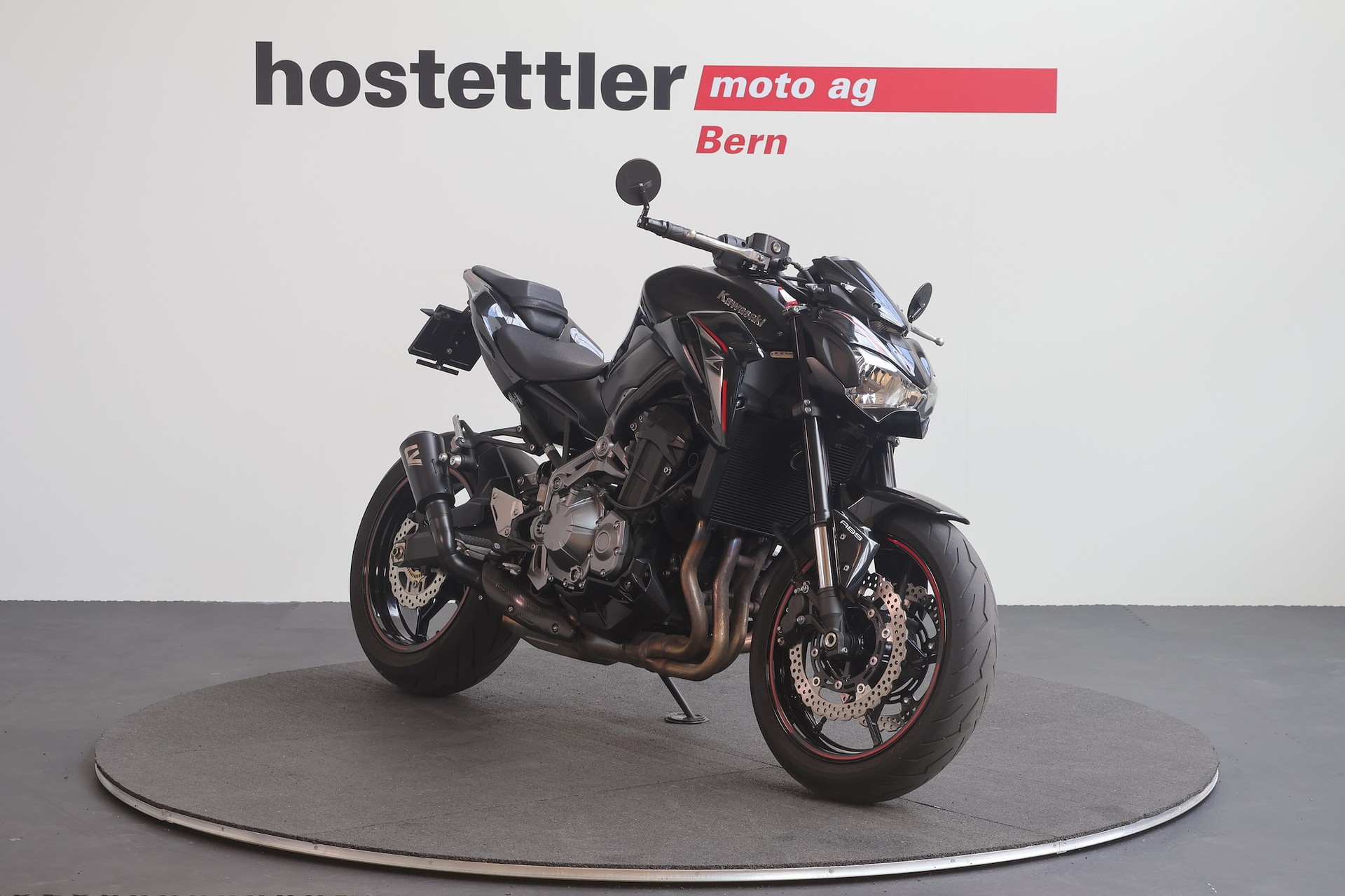 KAWASAKI Z900-image-0