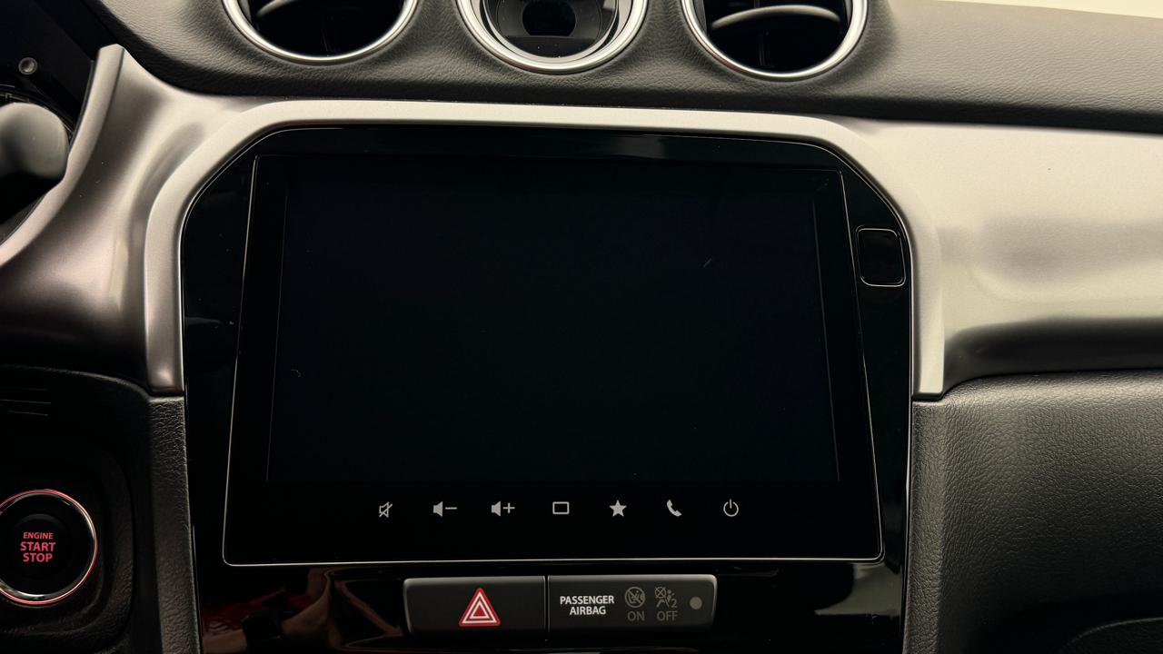 SUZUKI Vitara 1.4 Boosterjet Compact Top 4x4 Hybrid Automatic-image-7