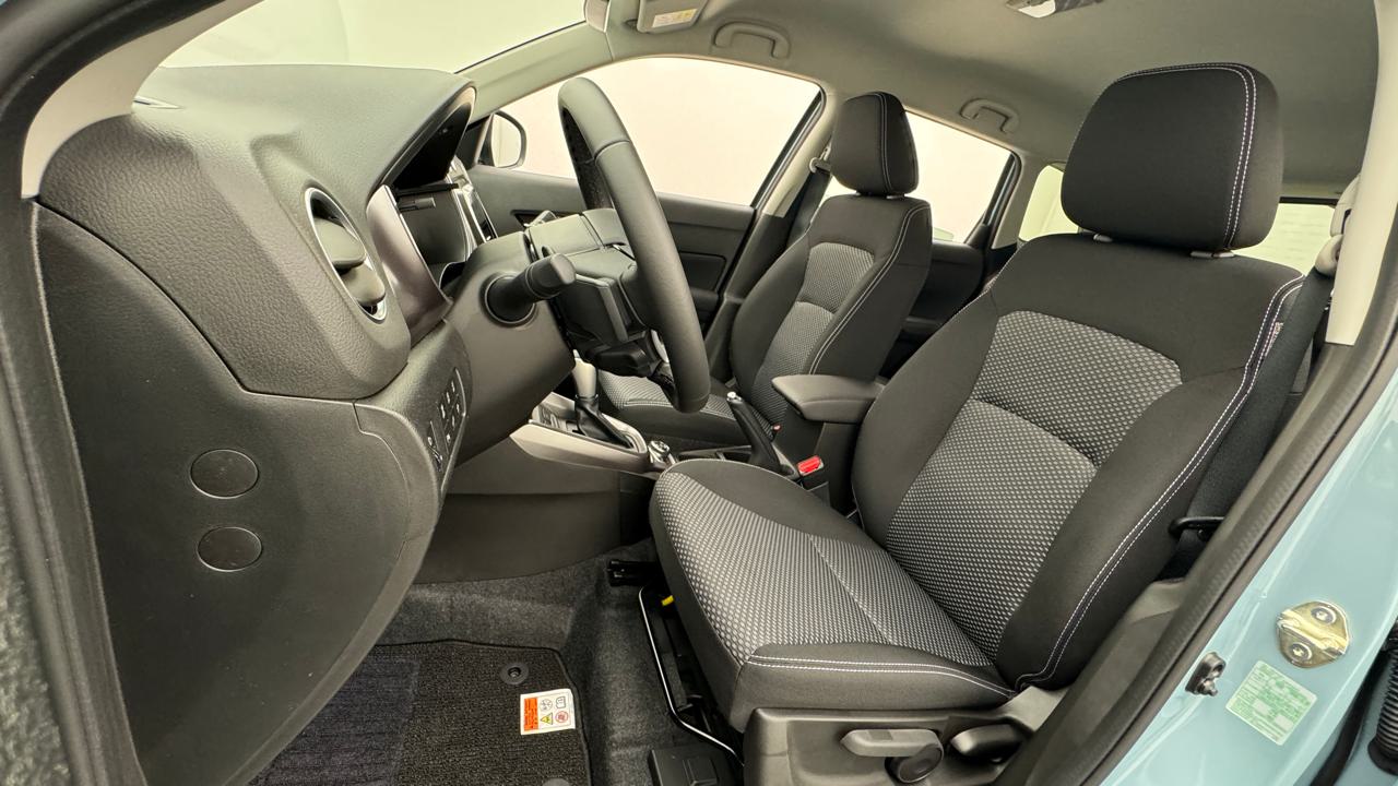 SUZUKI Vitara 1.4 Boosterjet Compact Top 4x4 Hybrid Automatic-image-4