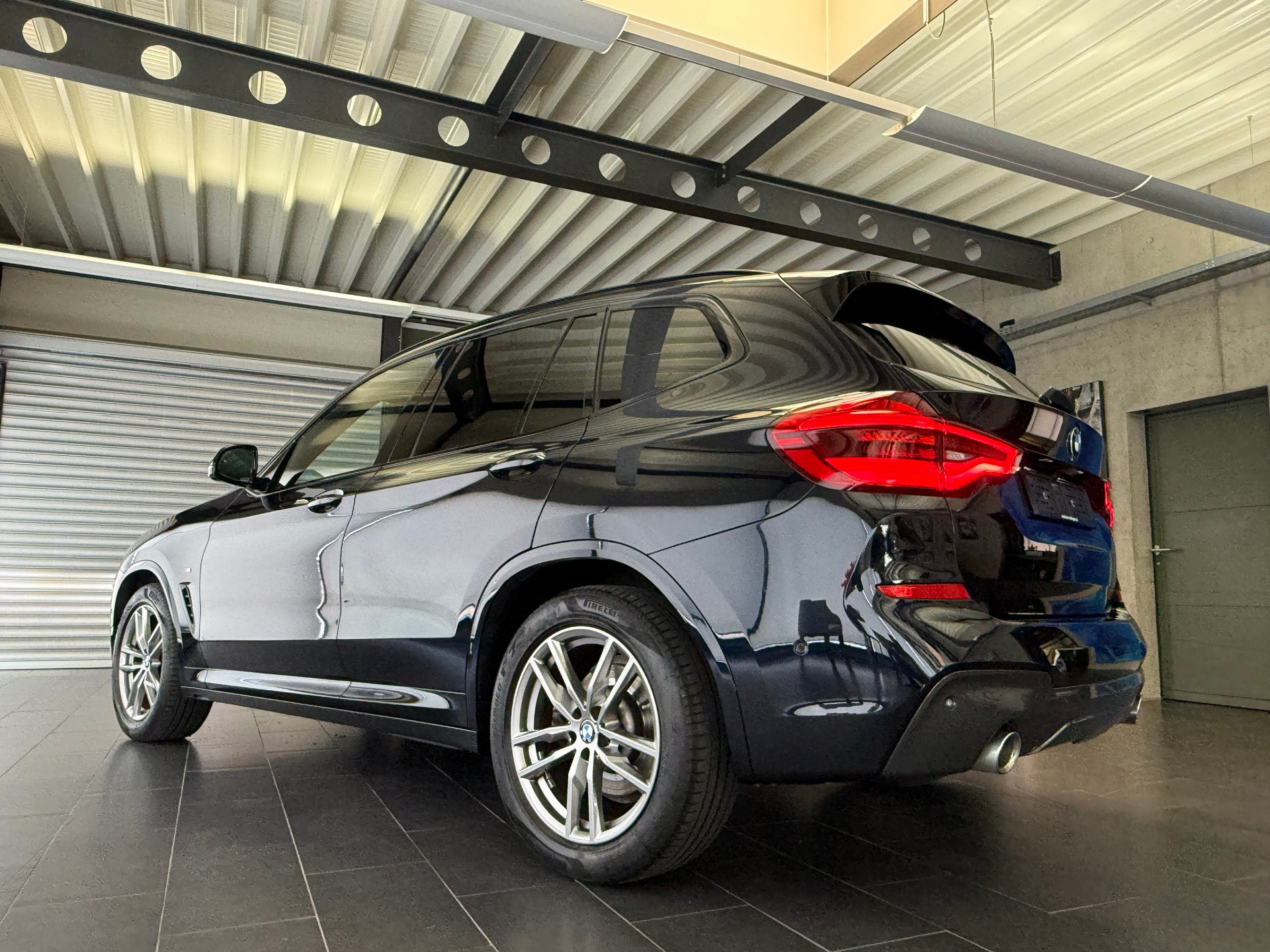 BMW X3 20d xDrive-image-11