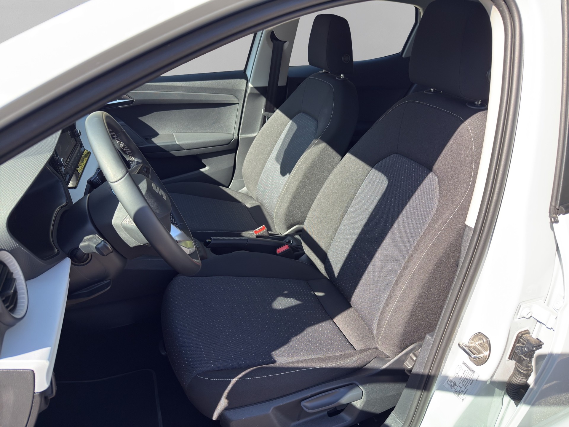 SEAT Ibiza 1.0 EcoTSI Move DSG * ACC * Werksgarantie * 8 fach *-image-7