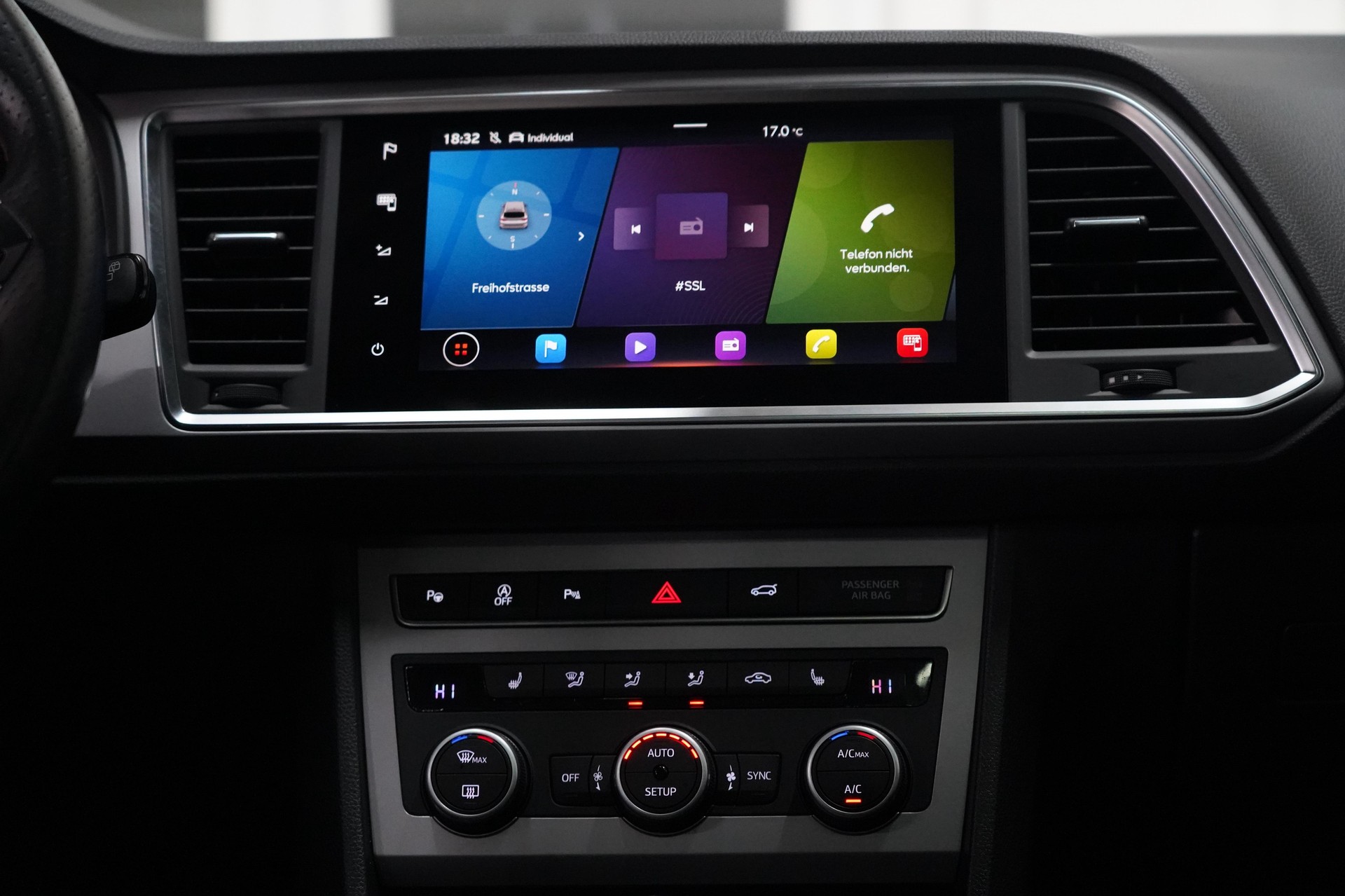 SEAT Ateca 2.0 TSI FR 4Drive DSG-image-14