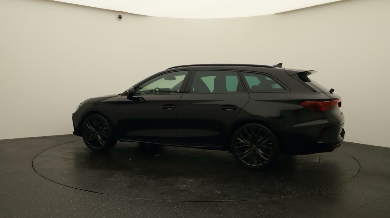 CUPRA LEON ST 1.5 e-HYBRID pHEV VZ Black Edition-image-2