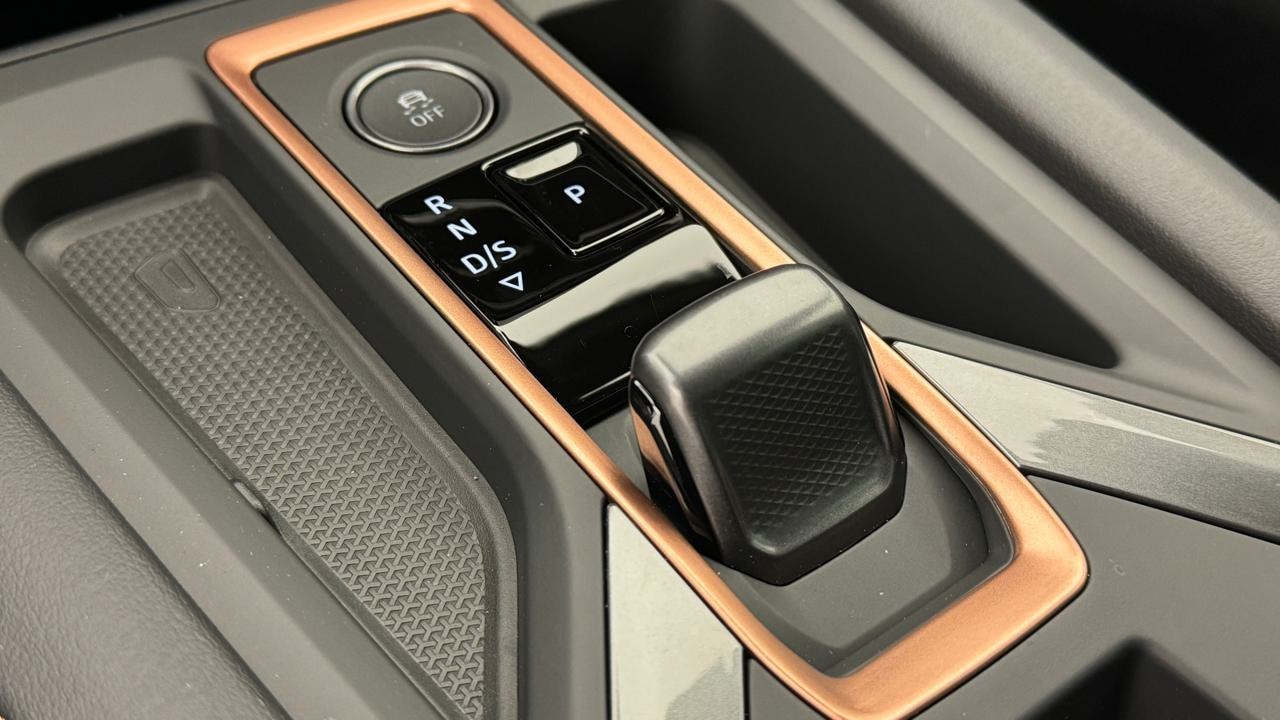 CUPRA LEON ST 1.5 e-HYBRID pHEV VZ Black Edition-image-10