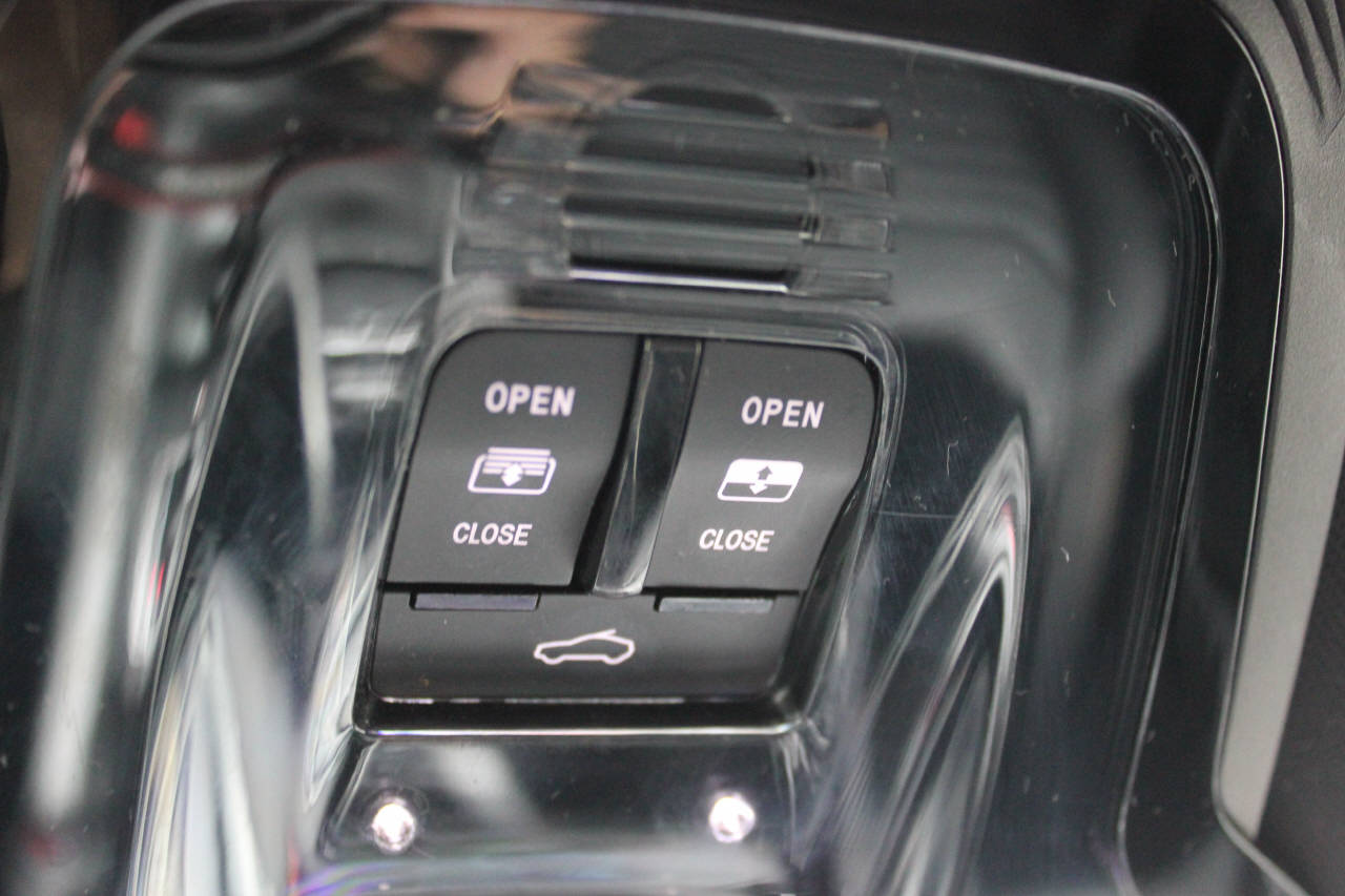 ALFA ROMEO Tonale 1.3 Plug-in Hybrid Veloce Q4 Premium Sky-image-15