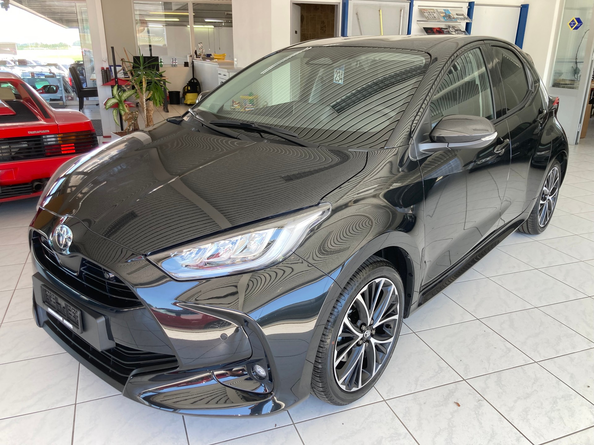 TOYOTA Yaris 1.5 Trend e-CVT