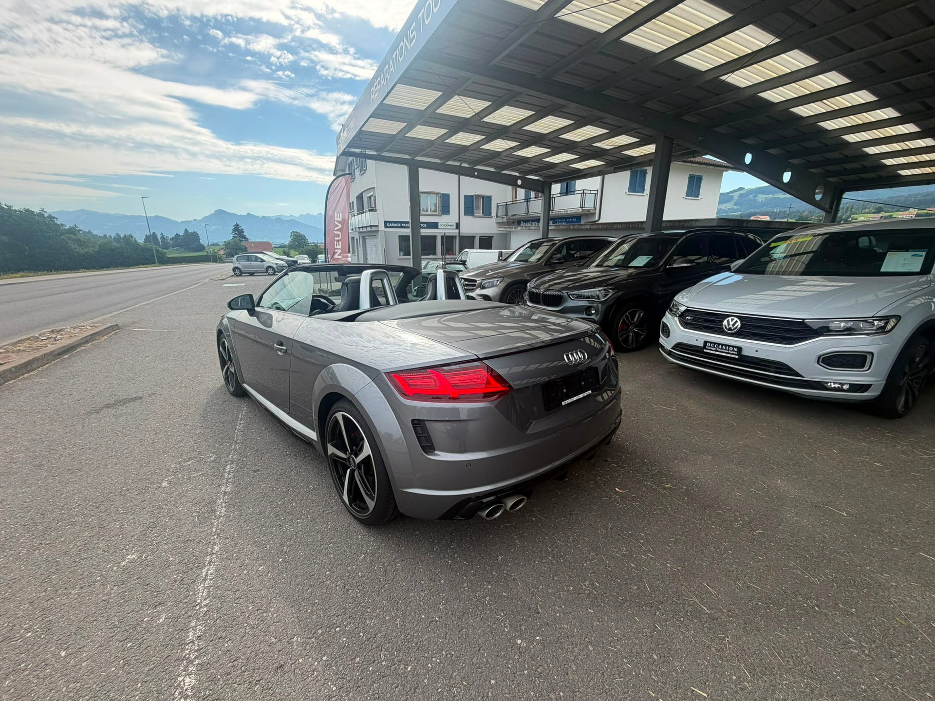 AUDI TT Roadster TTS S-tronic quattro-image-4