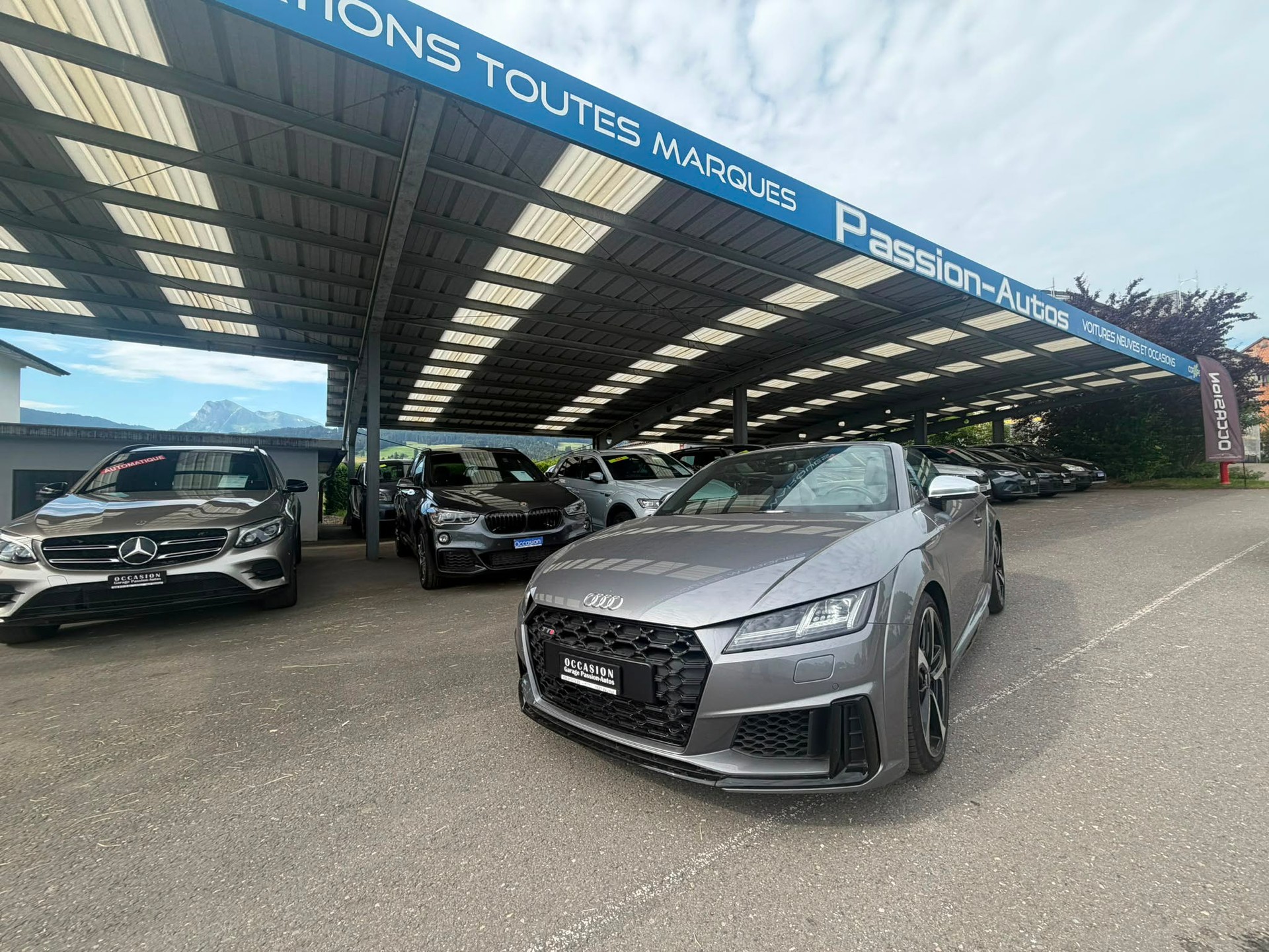 AUDI TT Roadster TTS S-tronic quattro-image-1