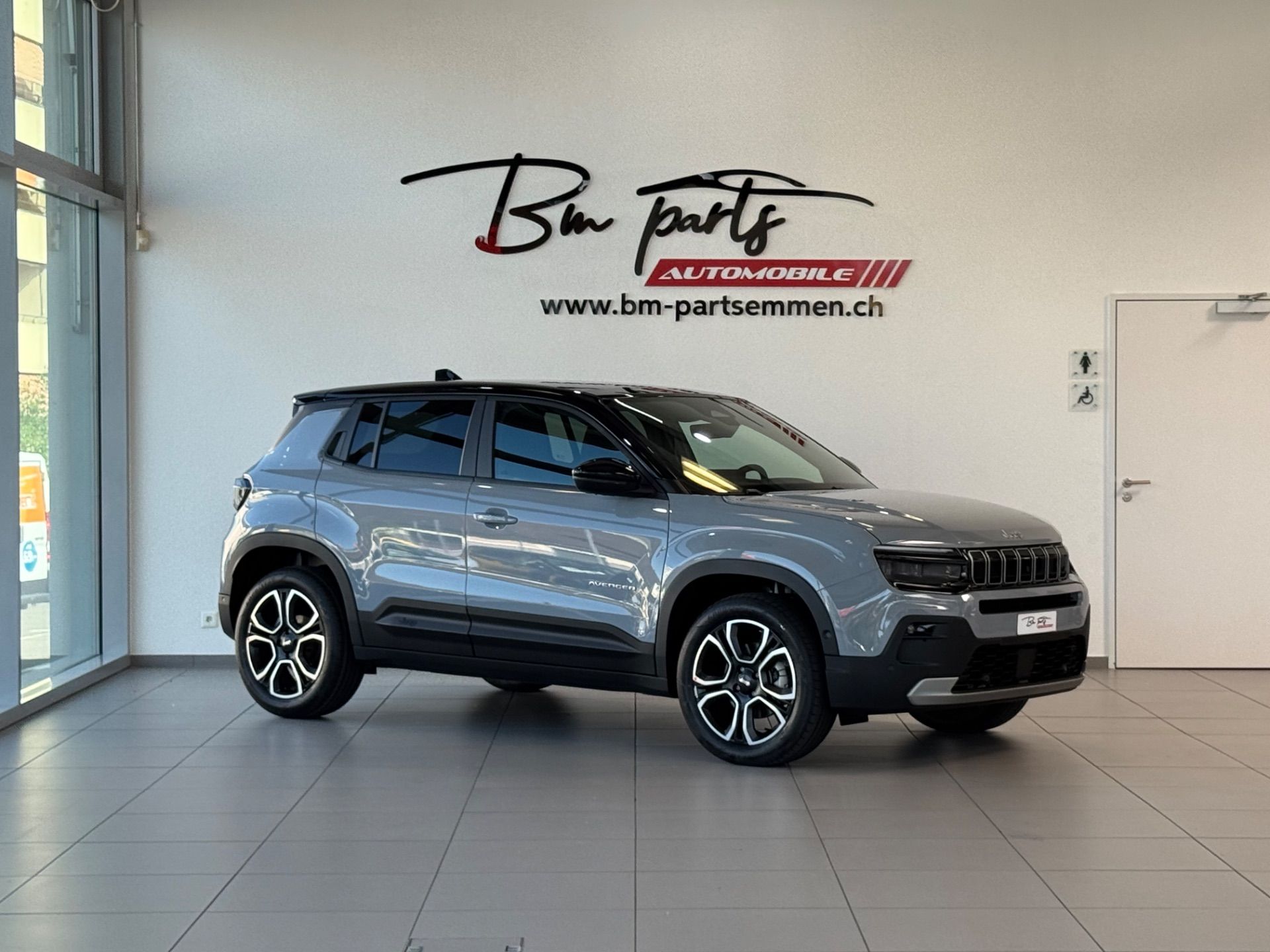 JEEP Avenger 1.2 Turbo MHEV Summit Sky