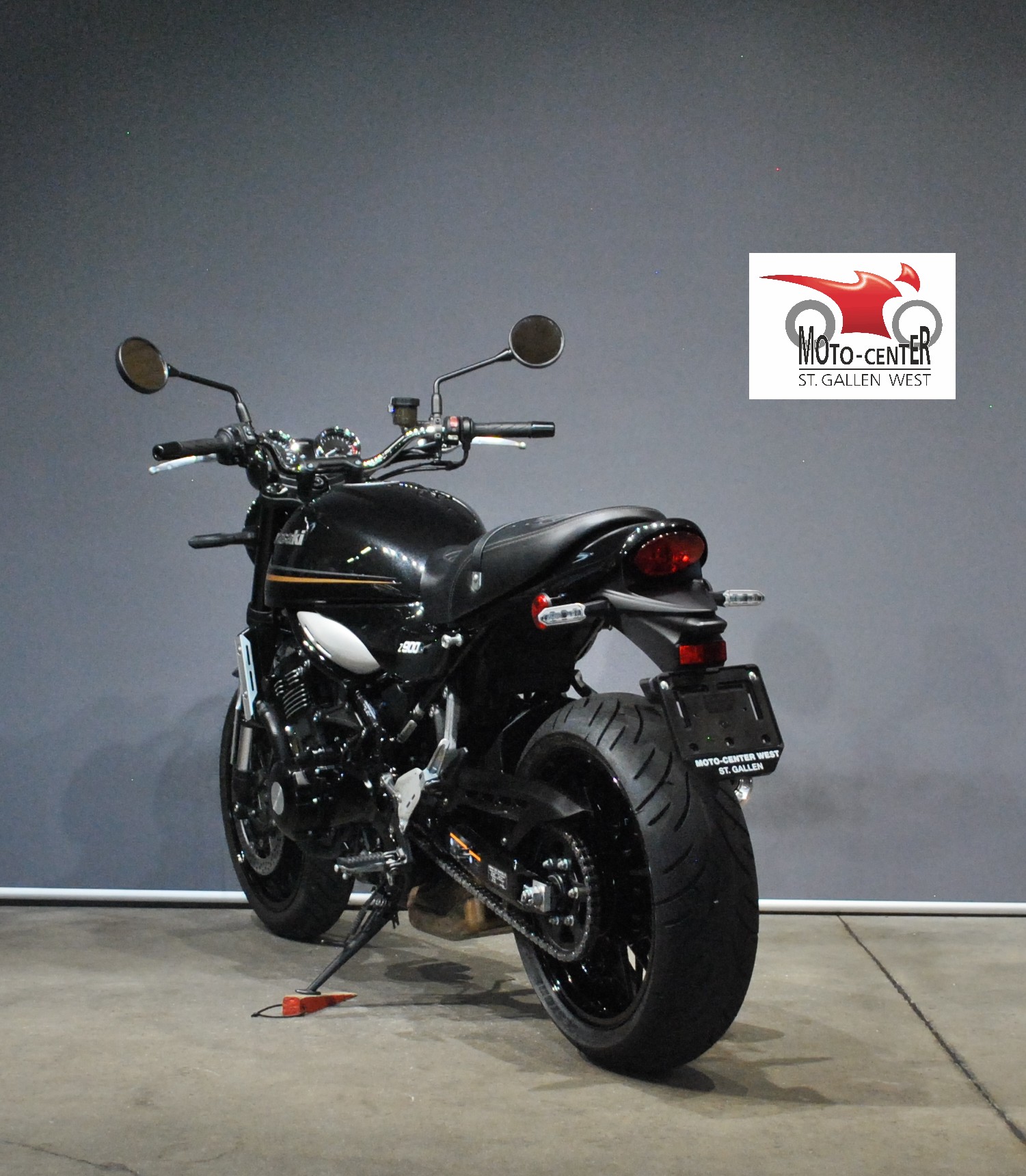 KAWASAKI Z 900 RS-showroom-element-3