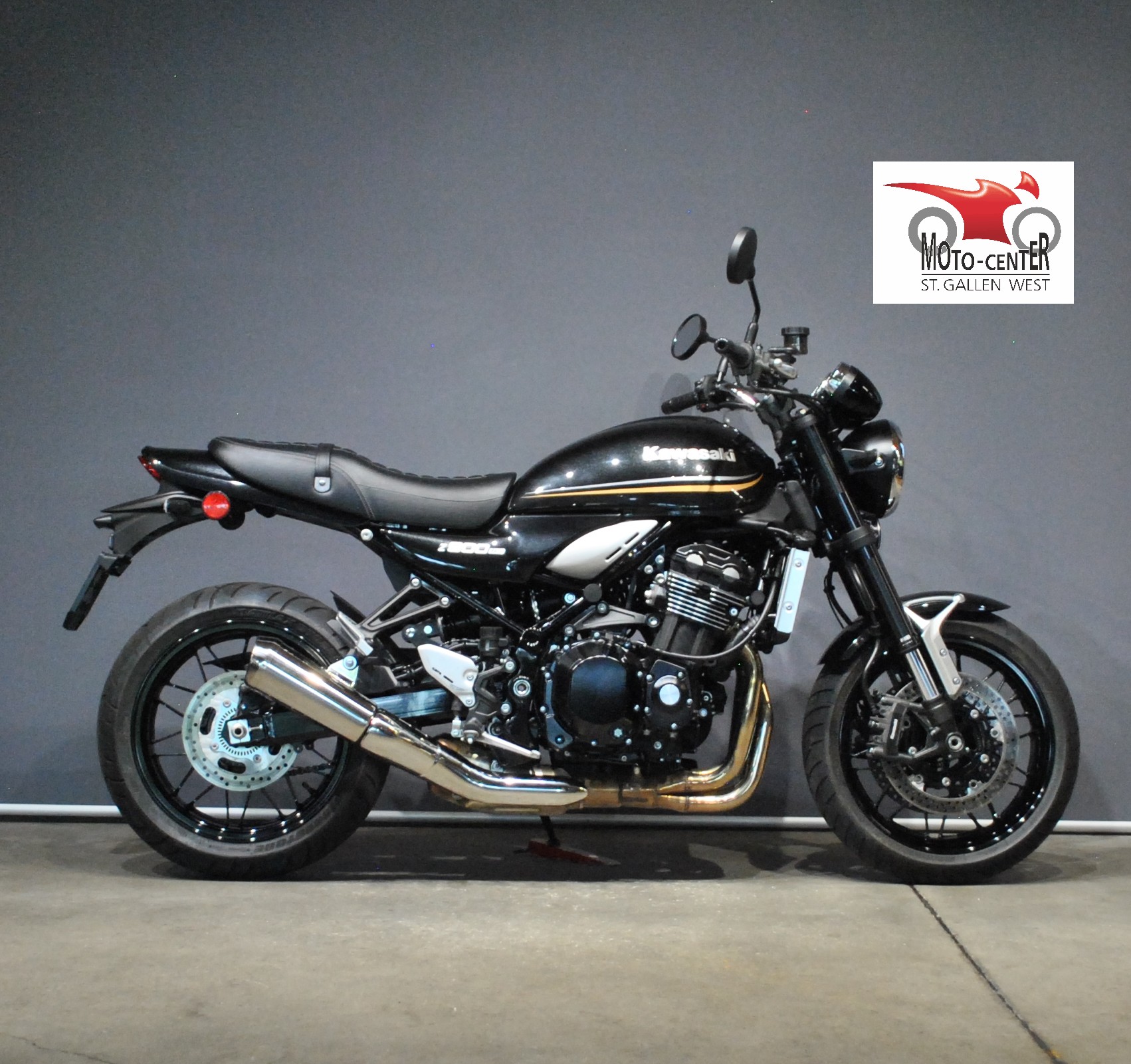 KAWASAKI Z 900 RS-showroom-element-1