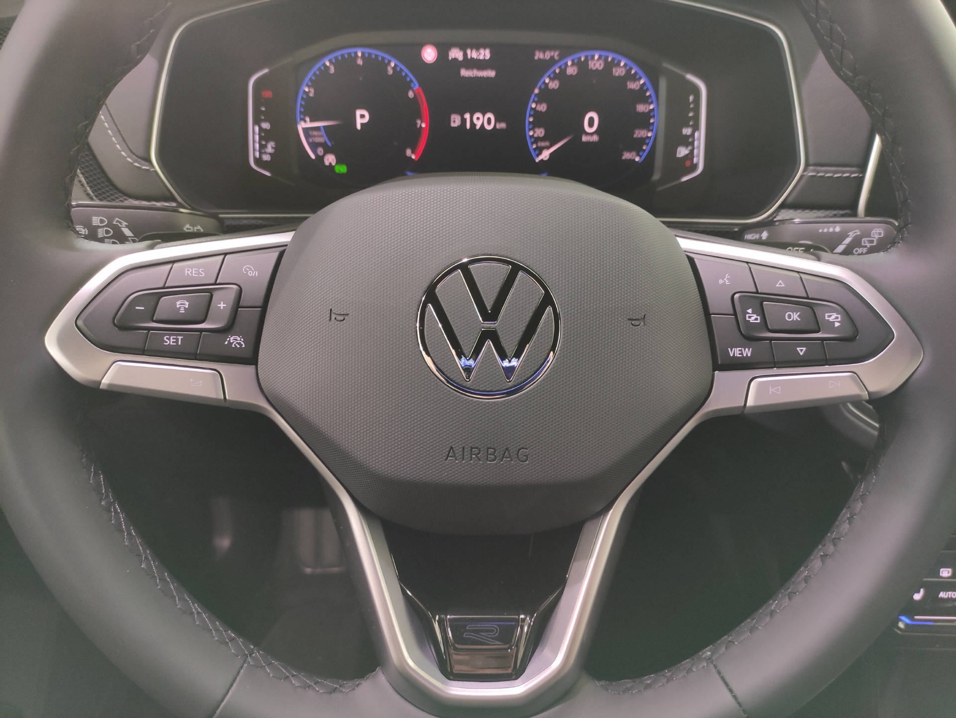 VW T-Cross 1.5 TSI R-Line DSG-image-4