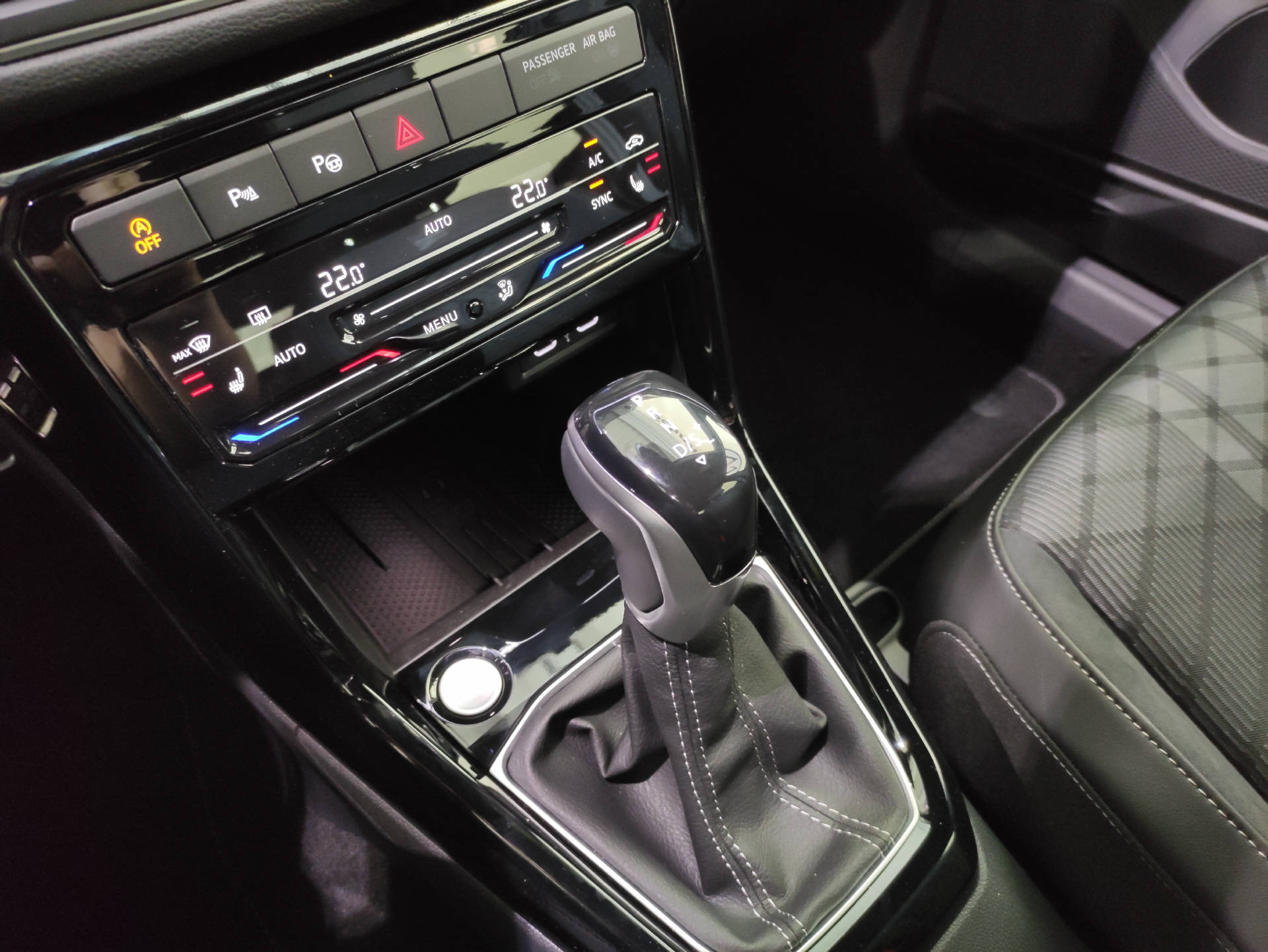 VW T-Cross 1.5 TSI R-Line DSG-image-8
