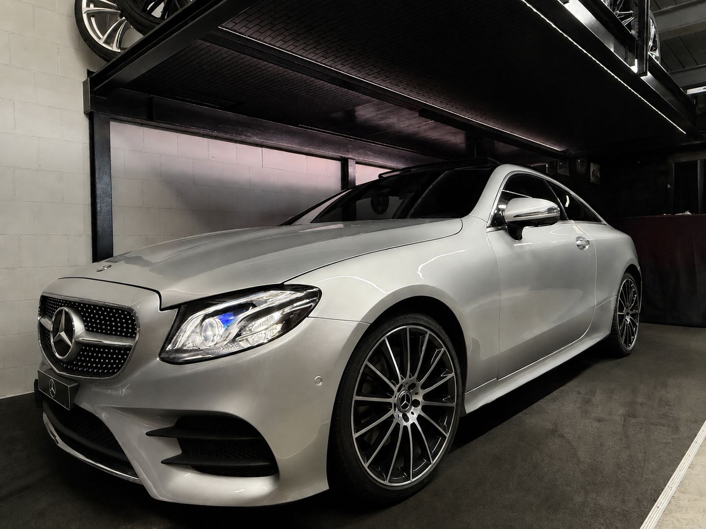 MERCEDES-BENZ E 400 Coupé AMG Line 4 Matic 9G-Tronic