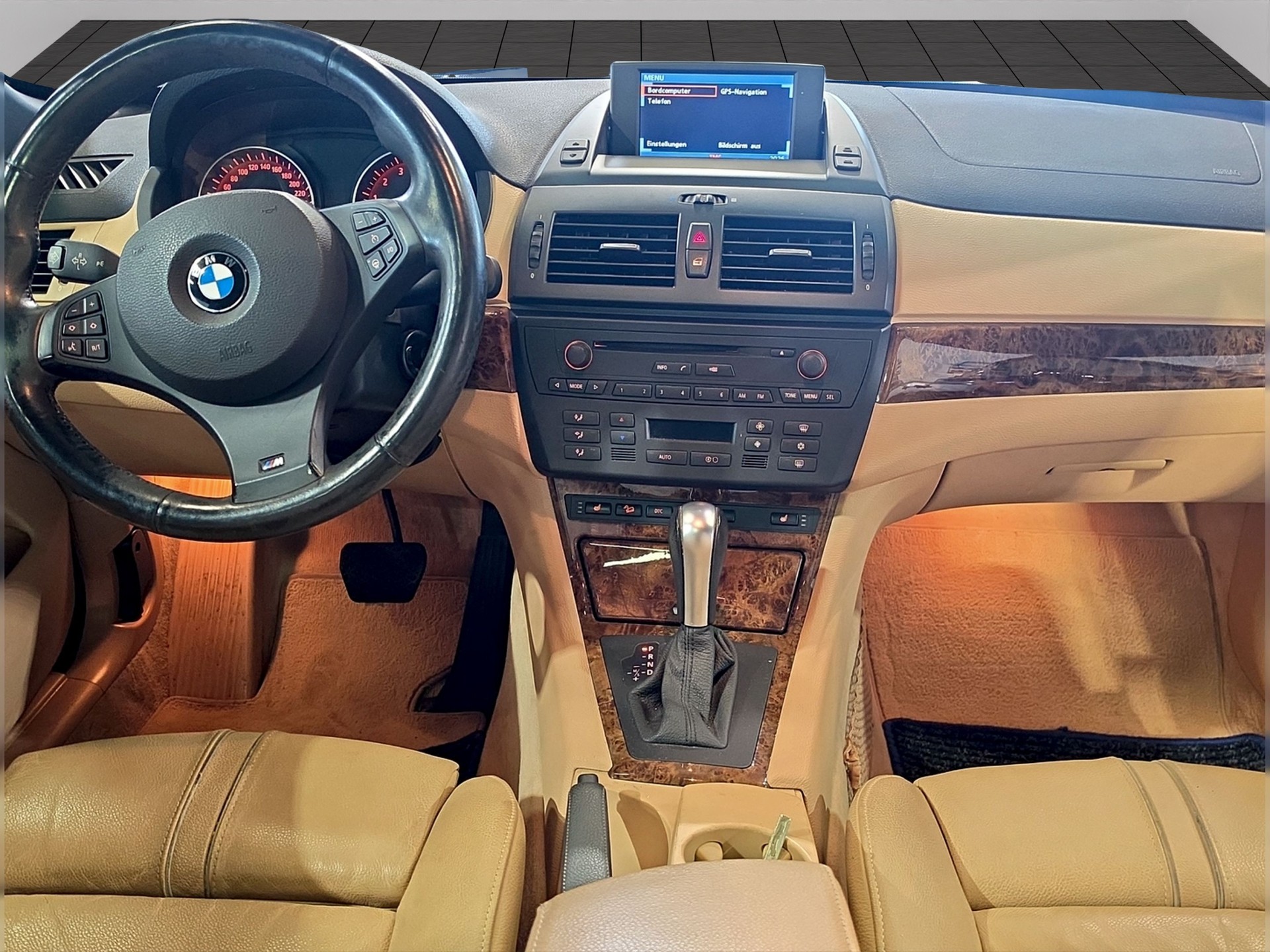 BMW X3 xDrive 30i (3.0si)-image-8