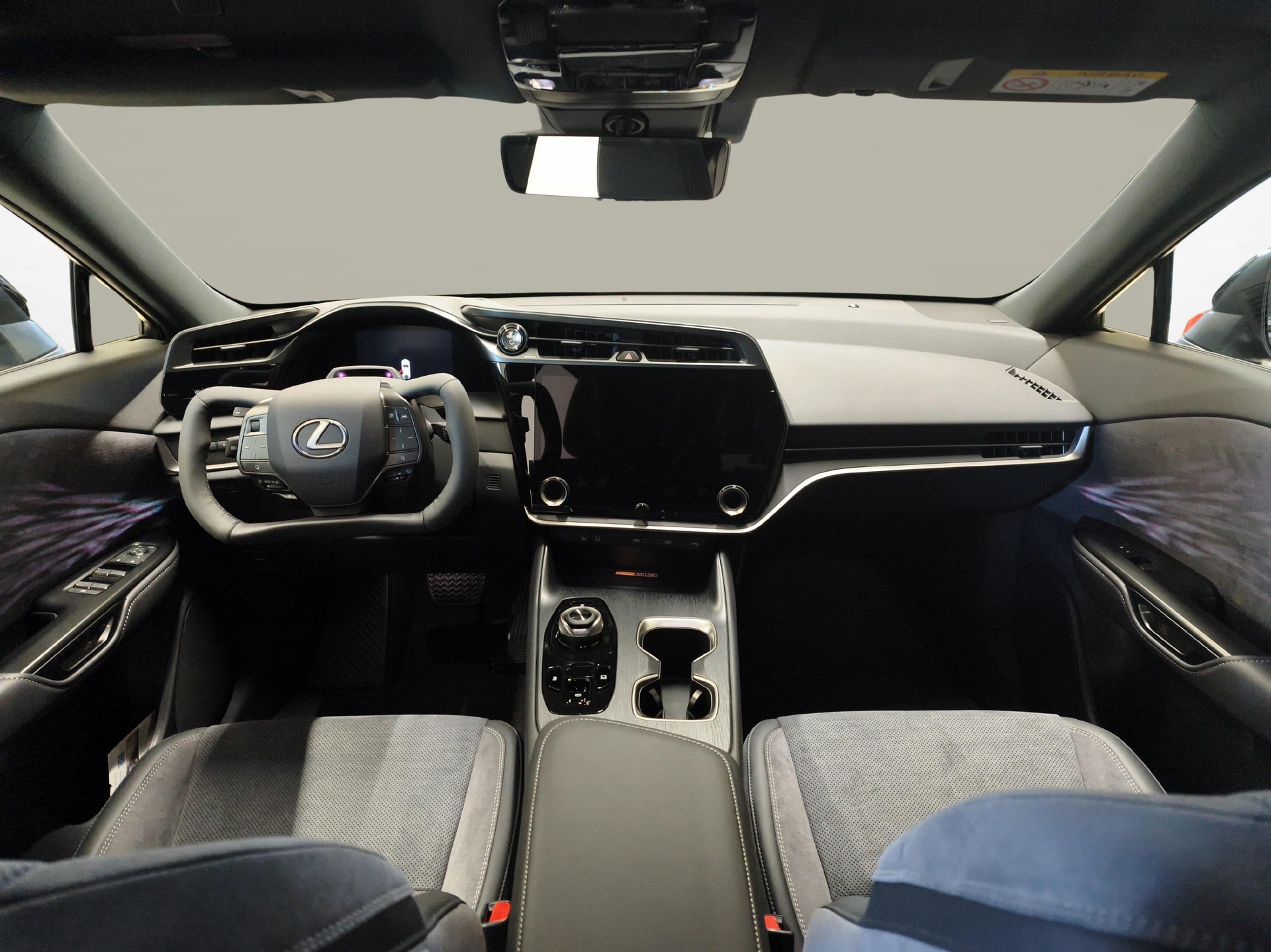LEXUS RZ 500e Excellence-image-8