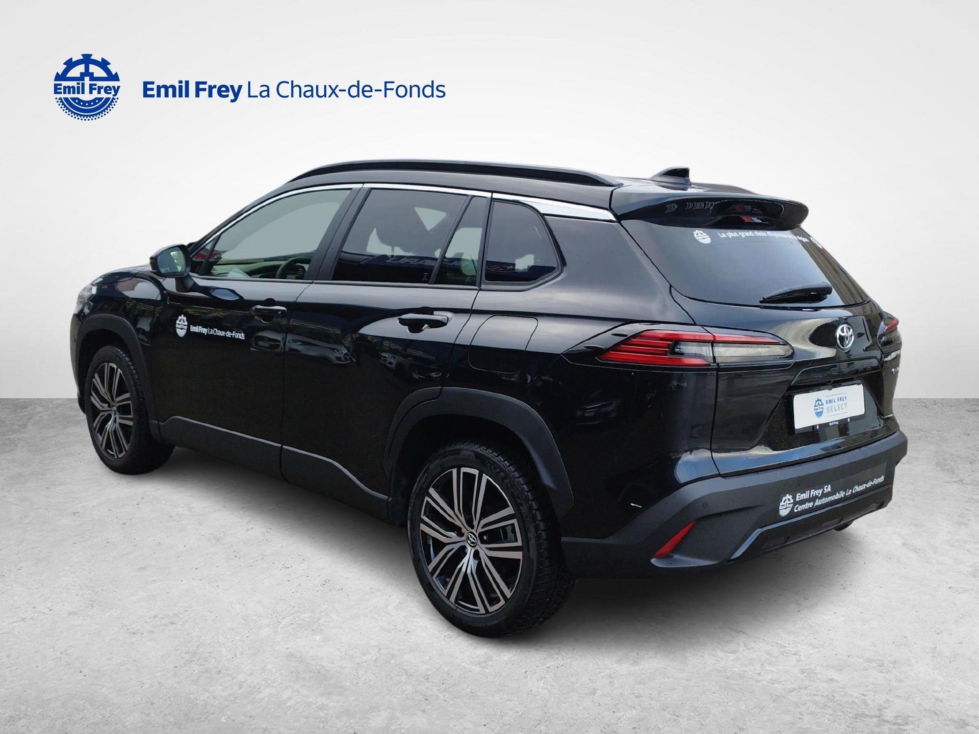 TOYOTA Corolla Cross 2.0 HSD Premium AWD-i-showroom-element-2