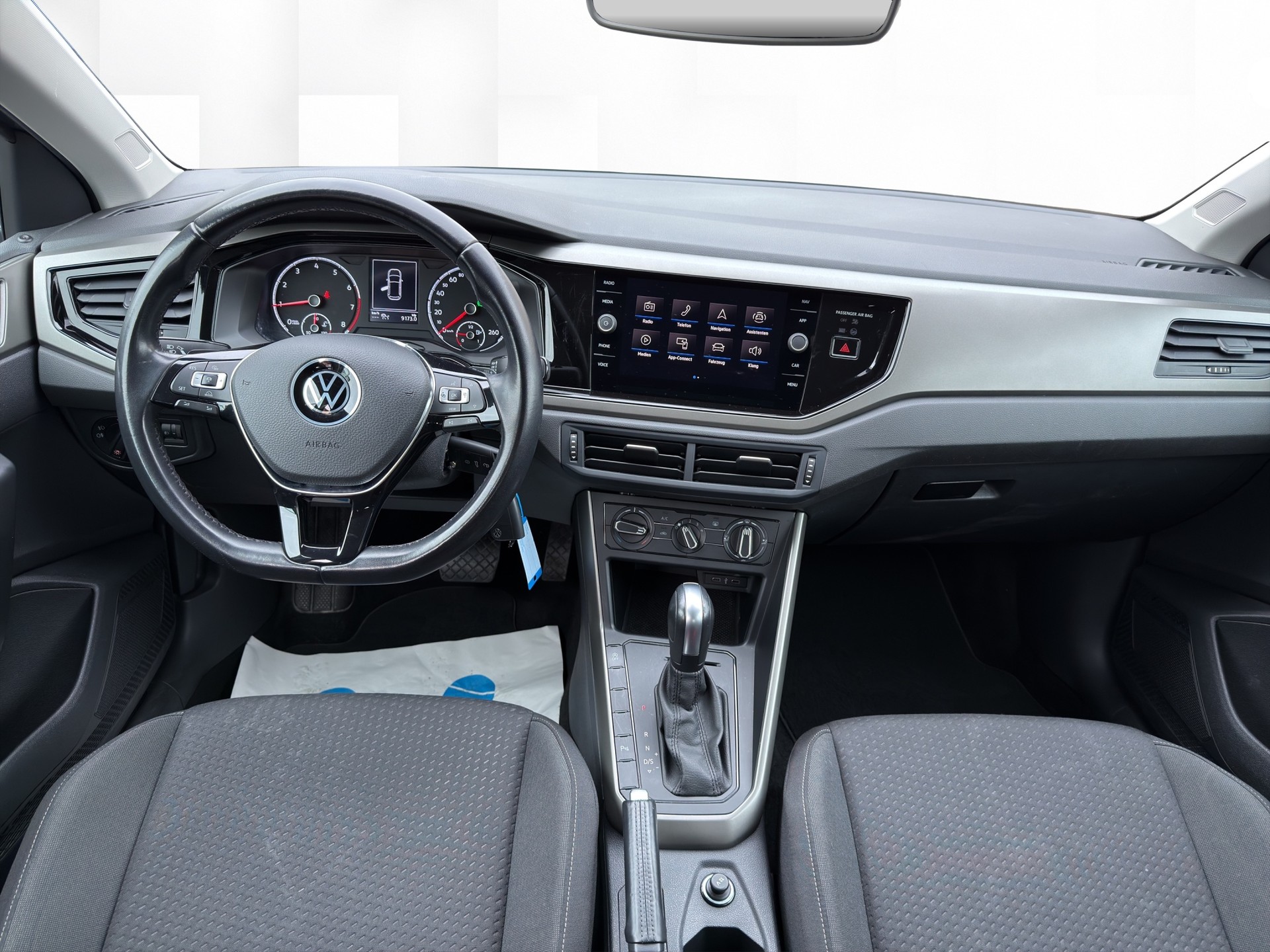 VW Polo 1.0 TSI BMT Comfortline DSG-image-12
