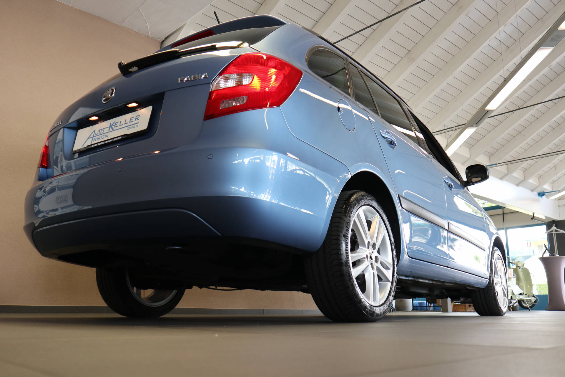 SKODA Fabia Combi 1.2 TSI Elegance DSG-image-5