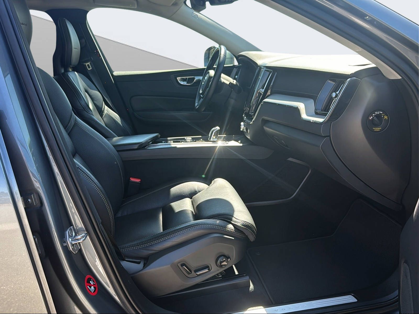 VOLVO XC60 2.0 T8 TE Inscription AWD-image-14
