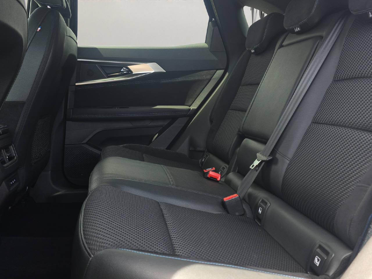 RENAULT Austral 1.2 E-Tech techno esprit Alpine-image-9
