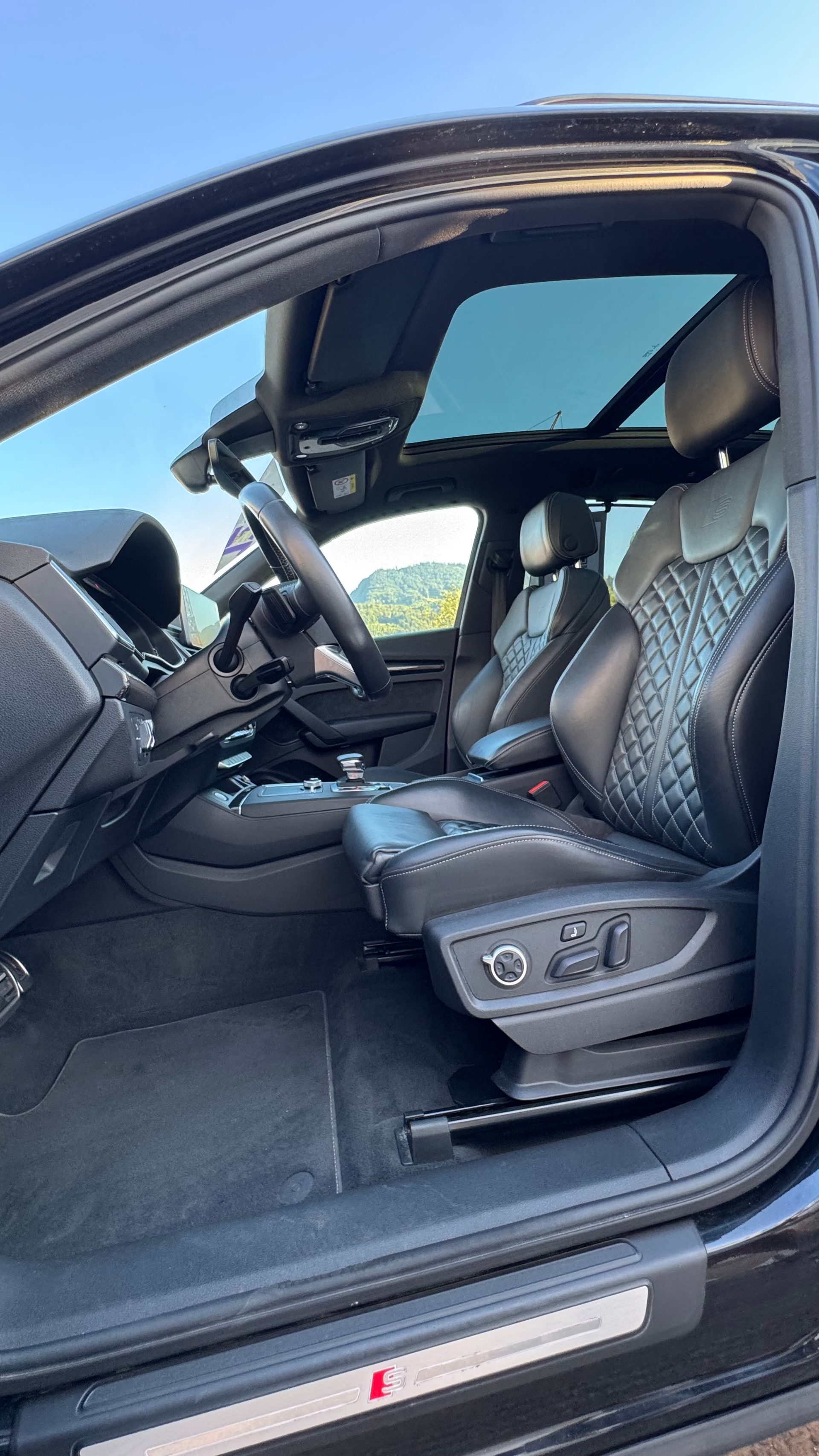 AUDI SQ5 TDI quattro tiptronic-image-17