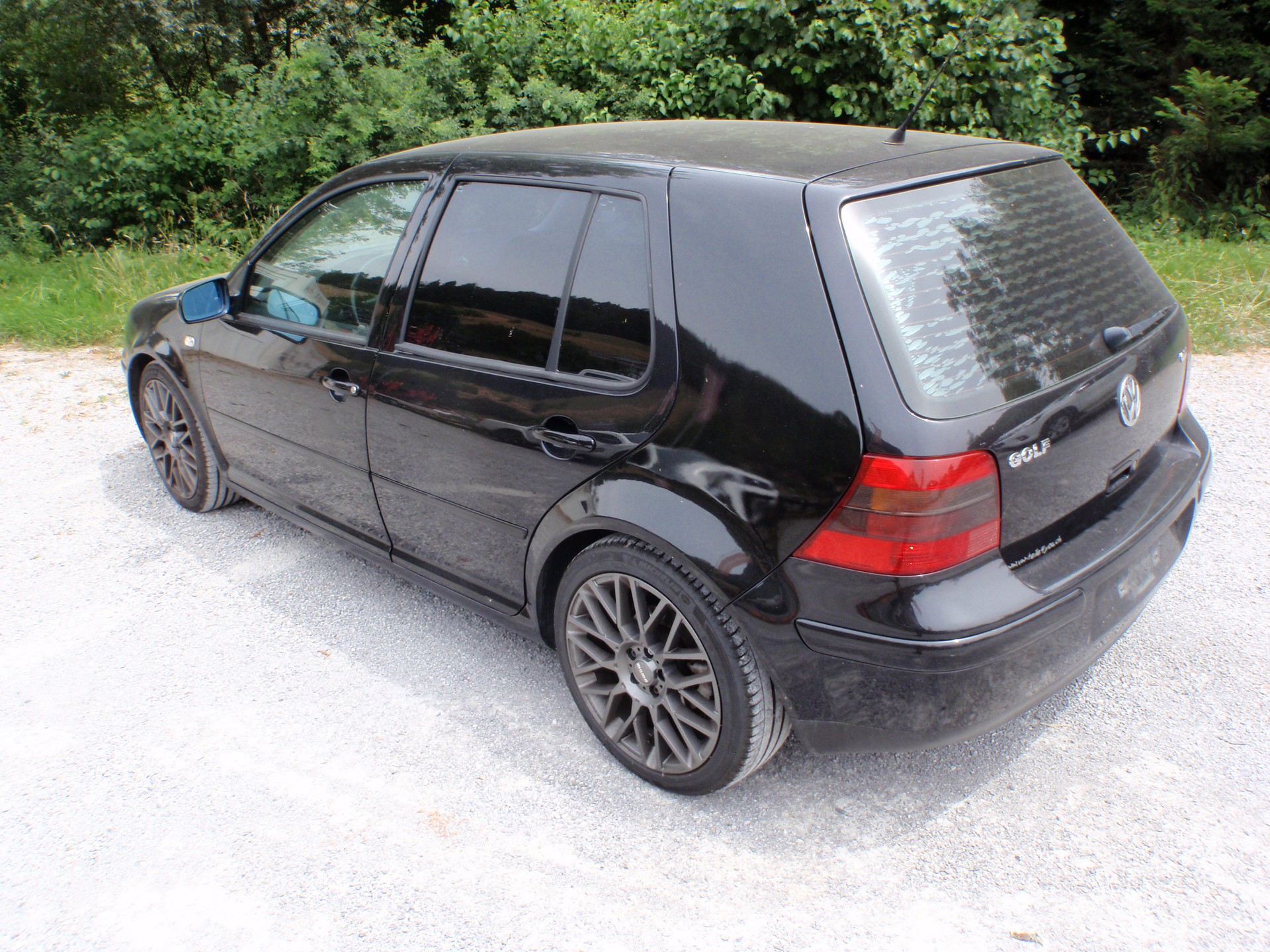 VW Golf 1.8 T GTI-image-5
