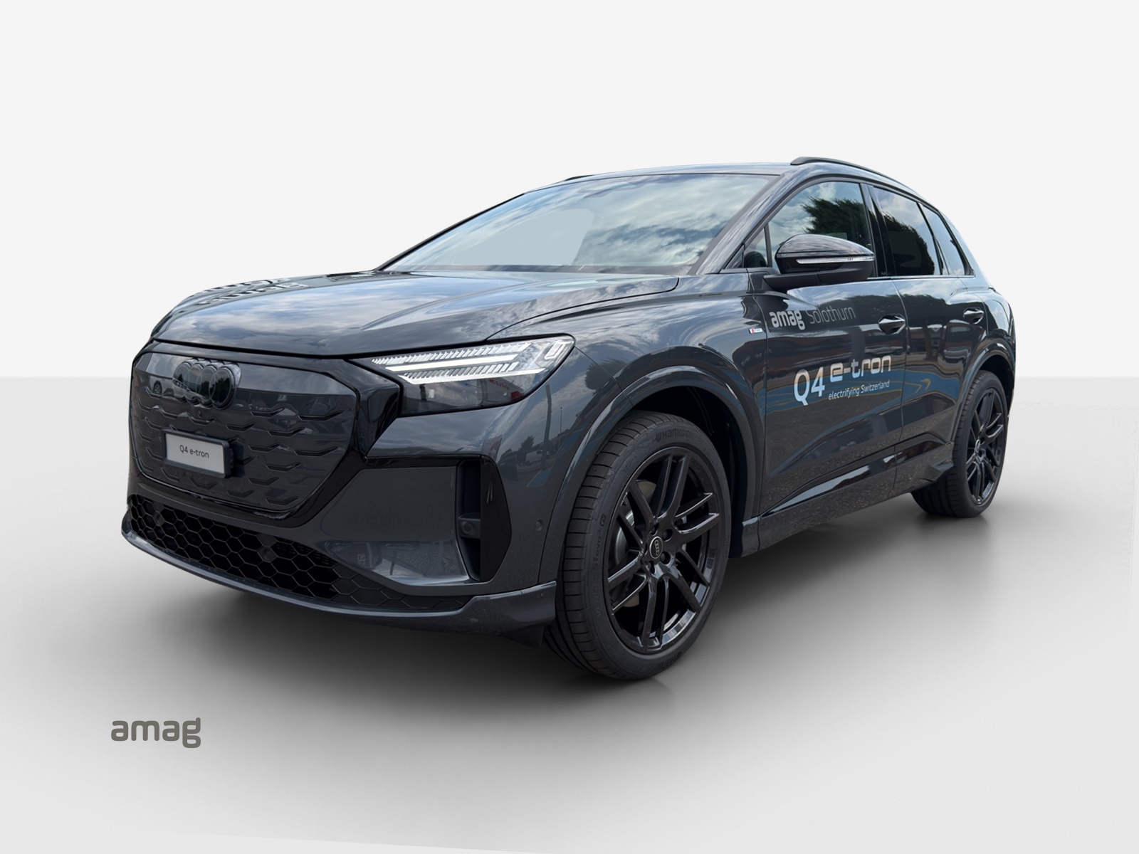 AUDI Q4 e-tron SUV quattro performance
