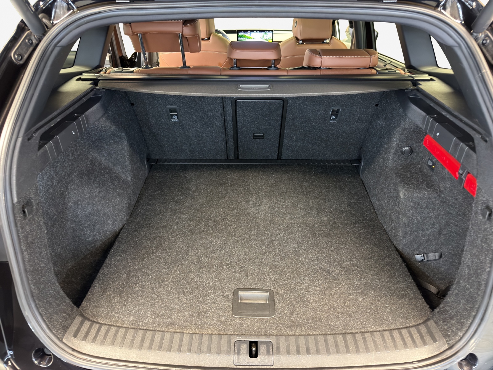 AUDI Q3 35 TFSI S line Attraction S-tronic-image-12