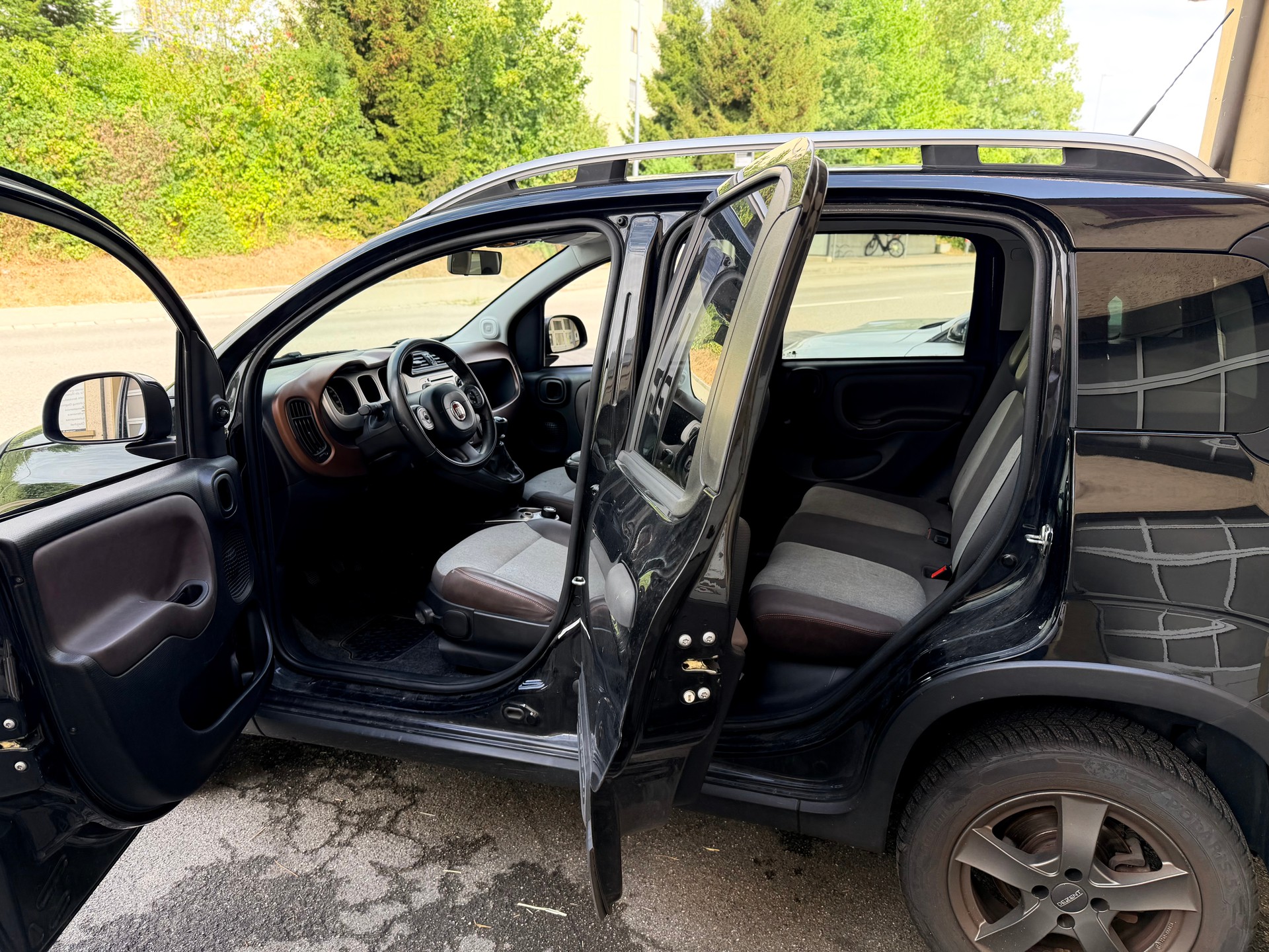 FIAT Panda 0.9 Twinair Turbo Cross 4x4-image-8
