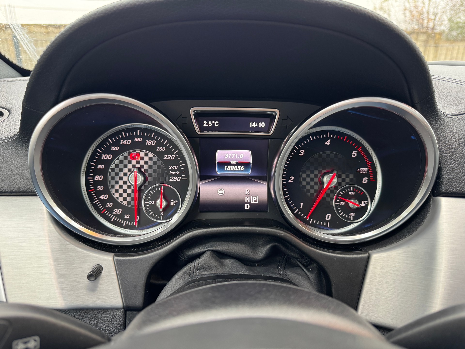 MERCEDES-BENZ GLE 350 d-image-7