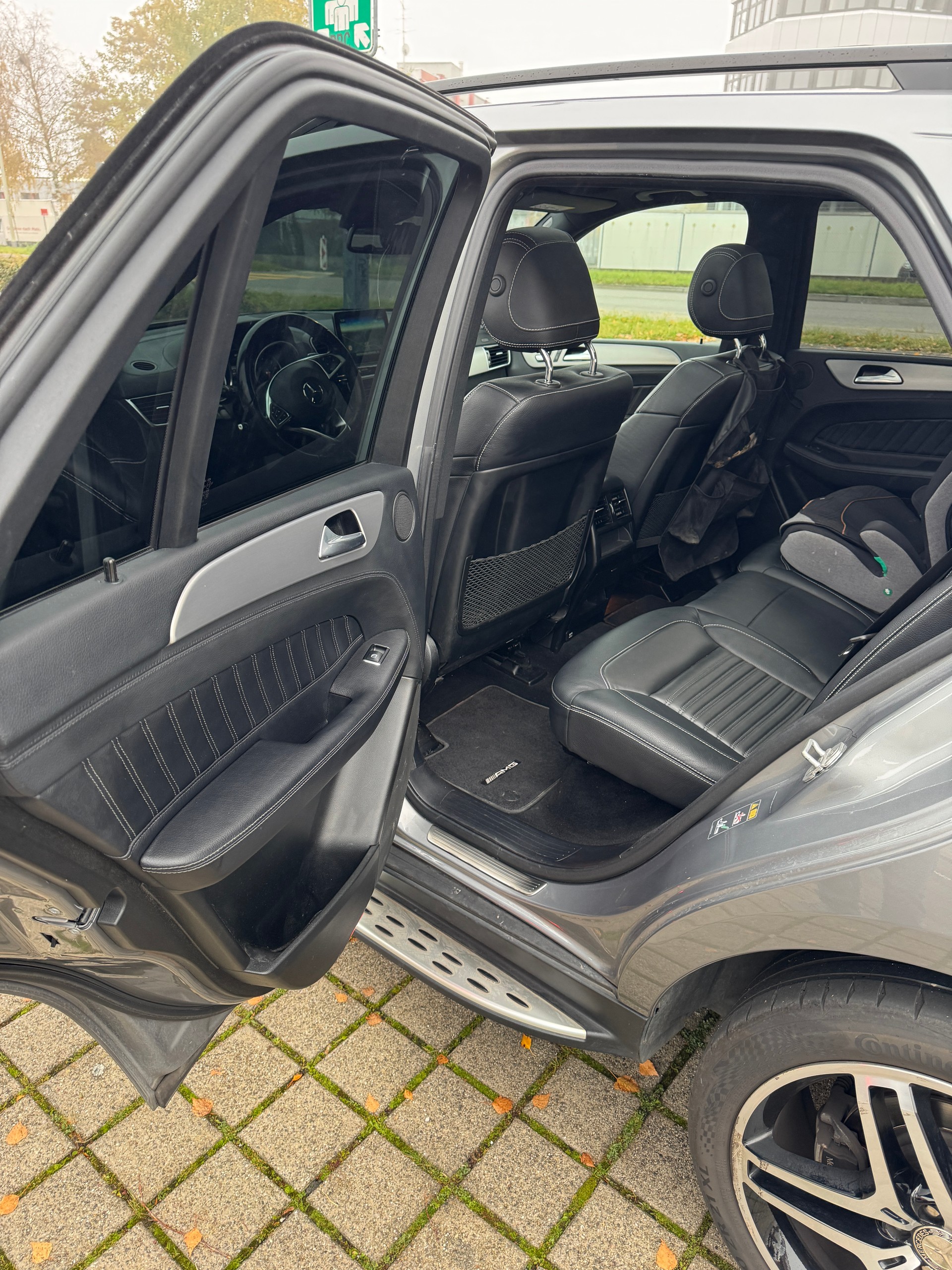 MERCEDES-BENZ GLE 350 d-image-8
