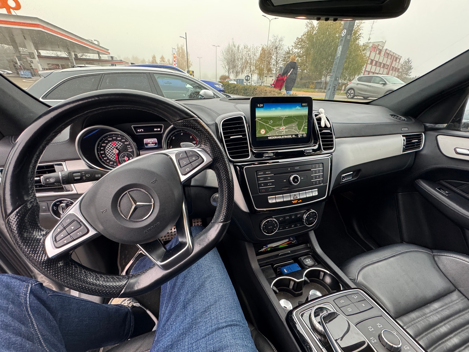 MERCEDES-BENZ GLE 350 d-image-6