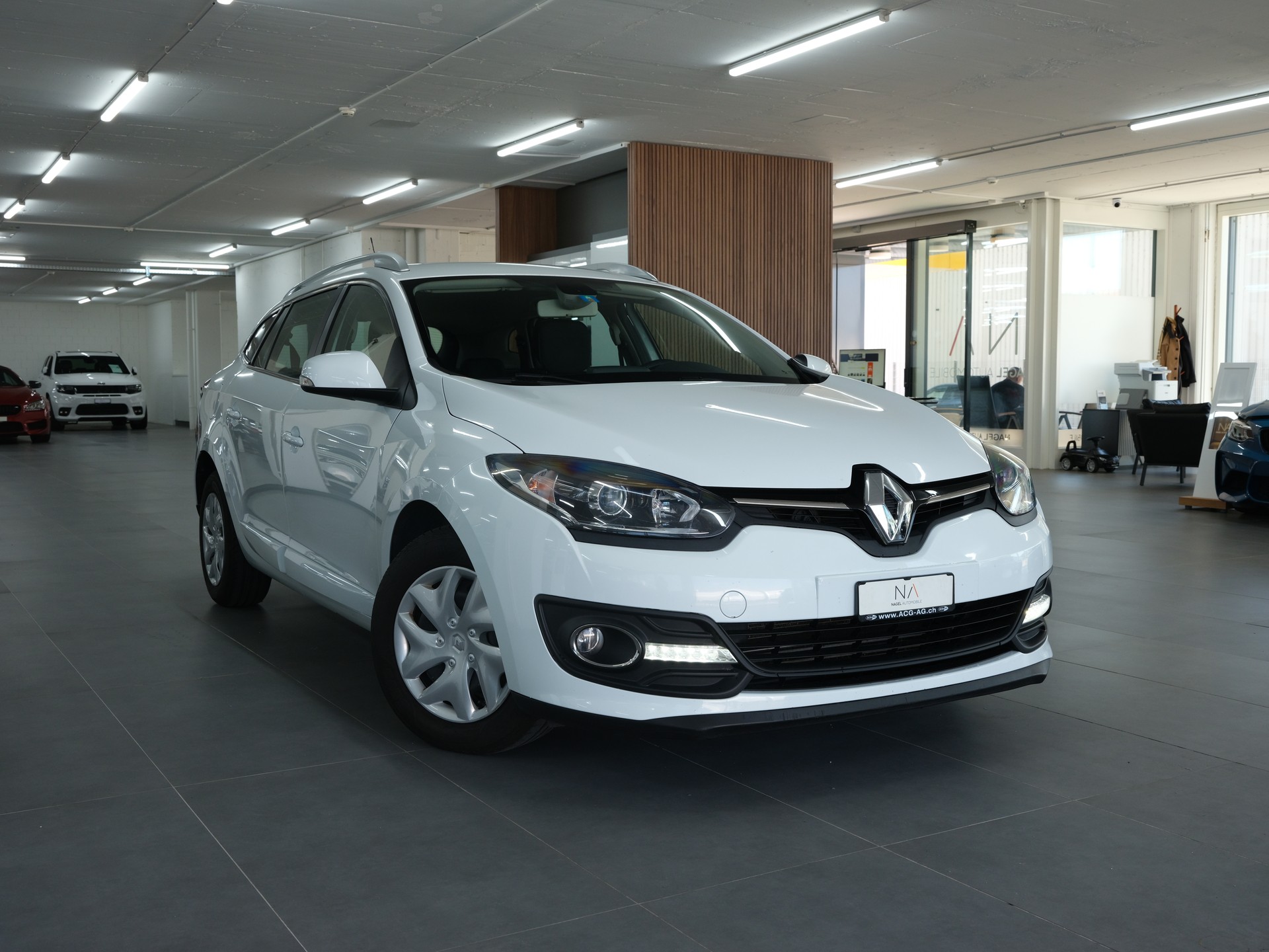 RENAULT Mégane Grandtour 1.5 dCi Bose *PDC Vorne & Hinten *Sitzheizung*