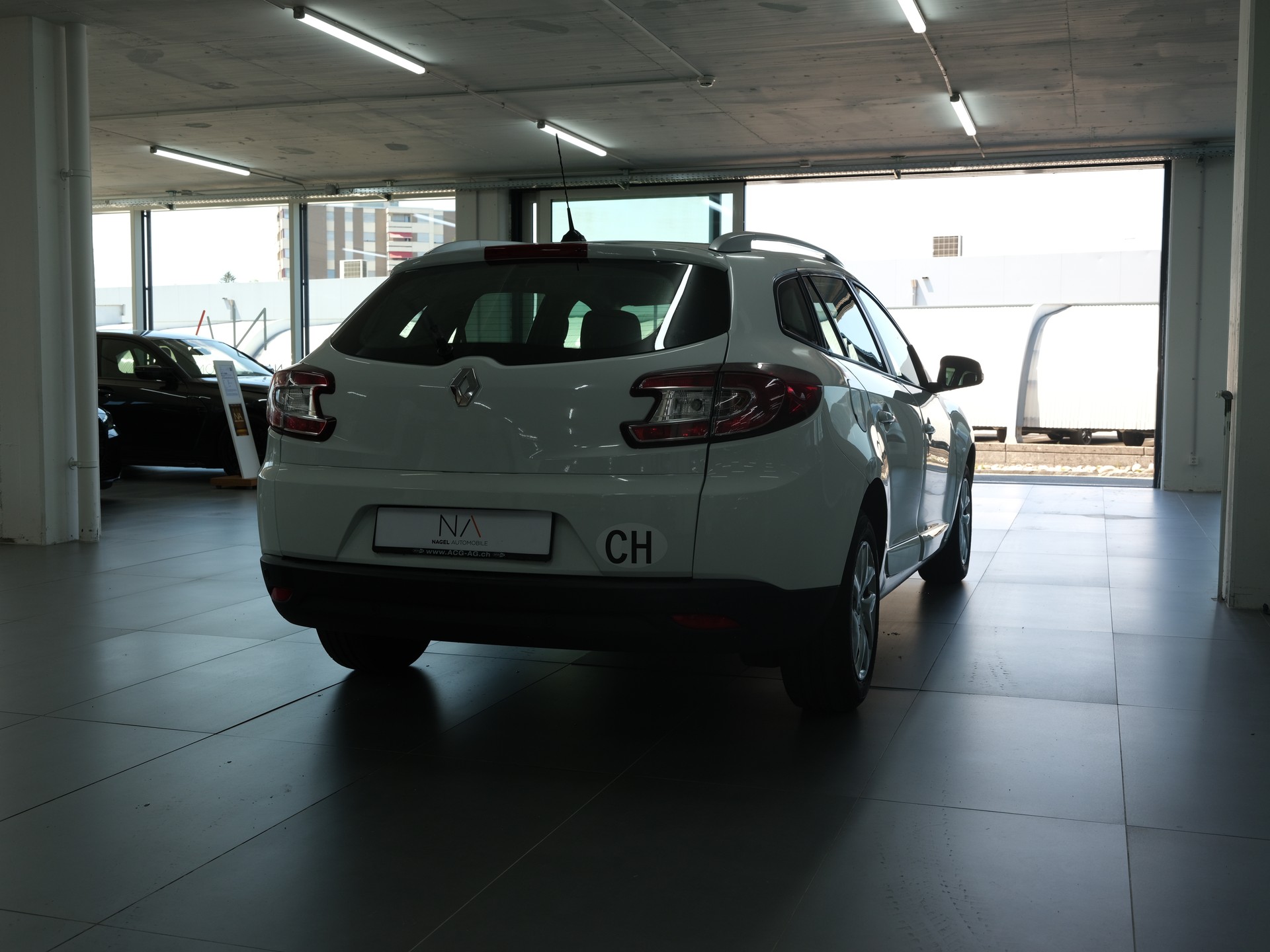 RENAULT Mégane Grandtour 1.5 dCi Bose *PDC Vorne & Hinten *Sitzheizung*-showroom-element-2