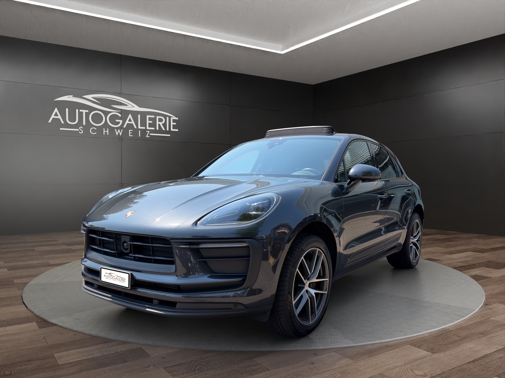 PORSCHE Macan PDK | CH | Swiss Package | Sitzbelüftung | PDLS+ | Panorama | 18-Weg Sportsitze |