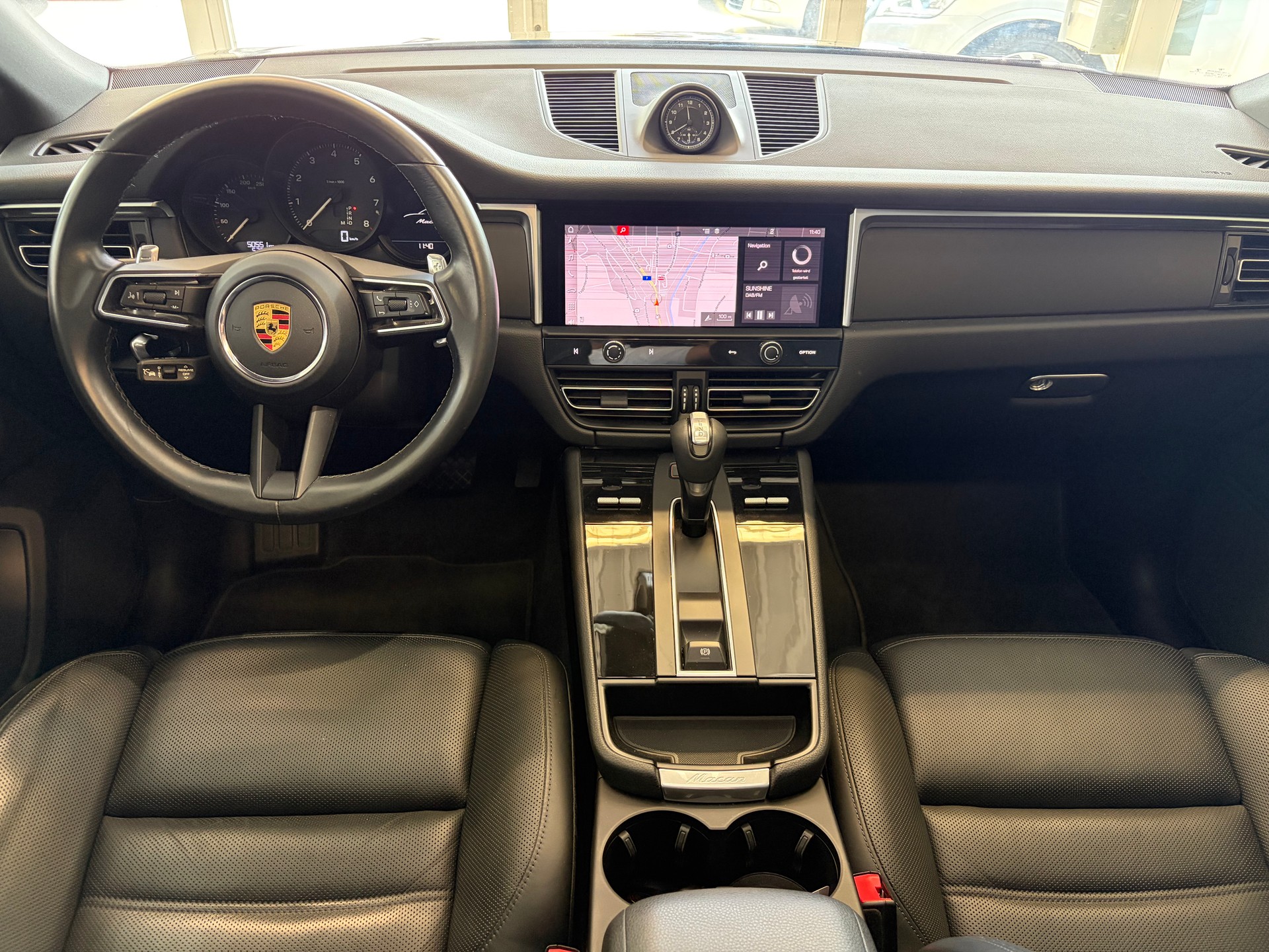 PORSCHE Macan PDK | CH | Swiss Package | Sitzbelüftung | PDLS+ | Panorama | 18-Weg Sportsitze |-image-13