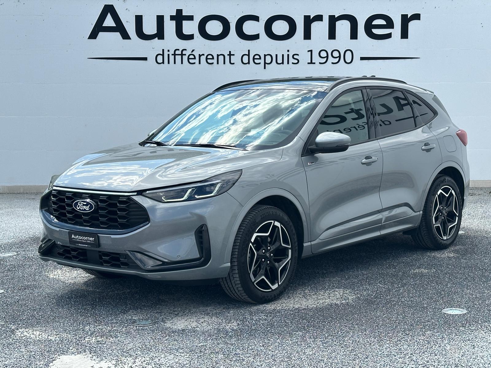 FORD Kuga 2.5 FHEV ST-Line 4WD