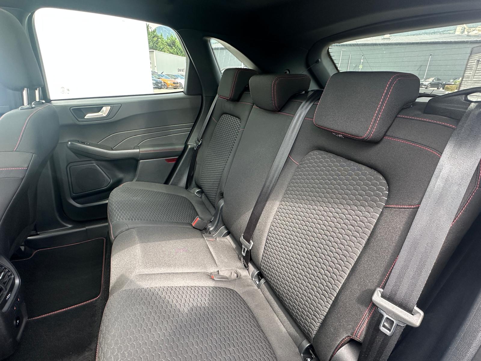 FORD Kuga 2.5 FHEV ST-Line 4WD-image-9