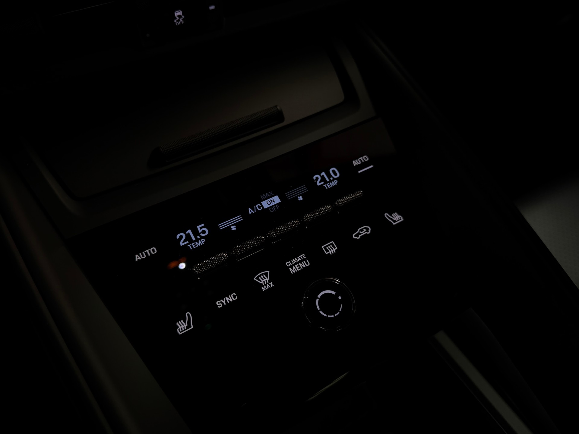 PORSCHE Macan Turbo 100kWh-image-31