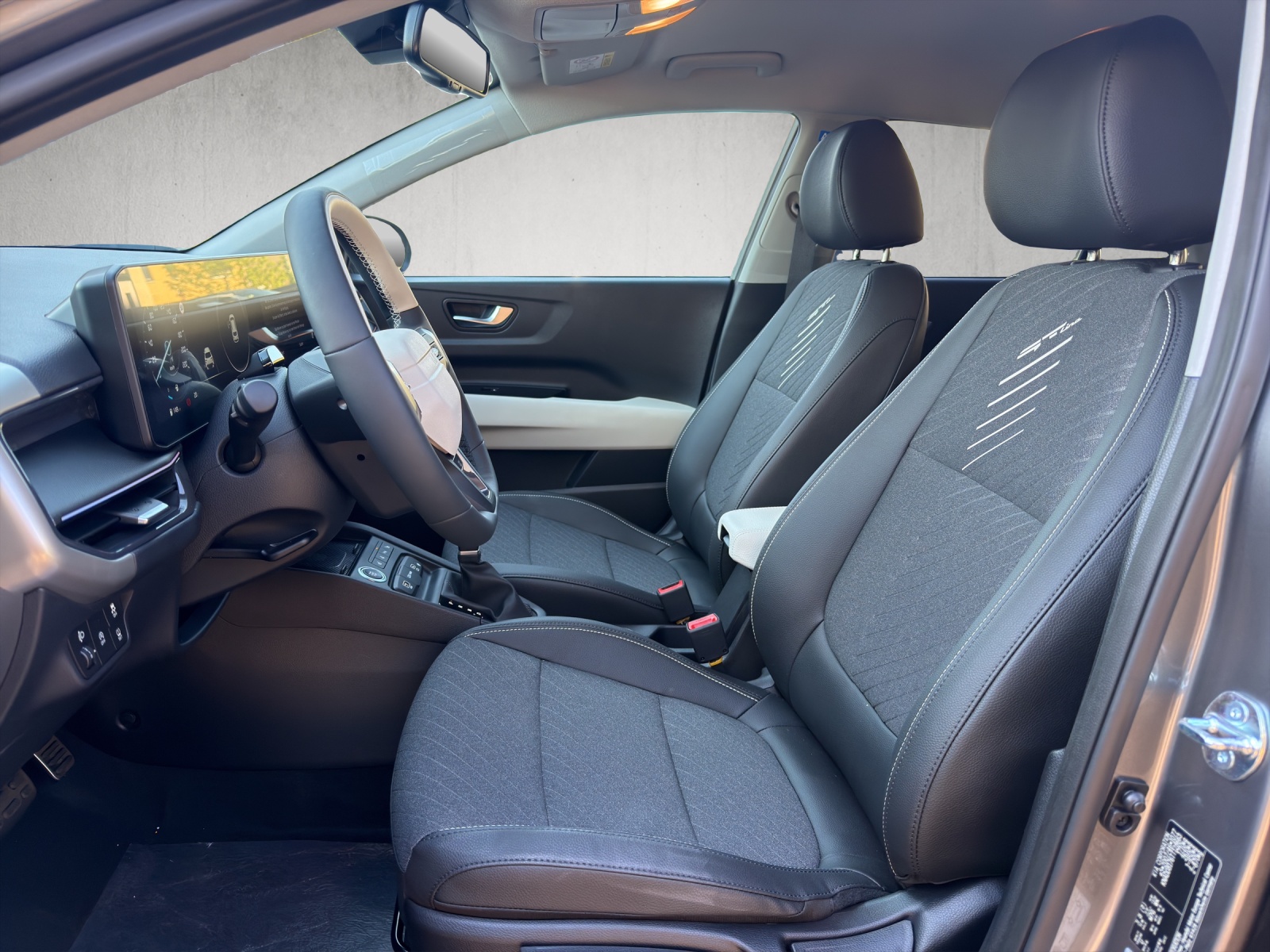 KIA Stonic 1.0 T-GDi MHEV GT-Line-image-9