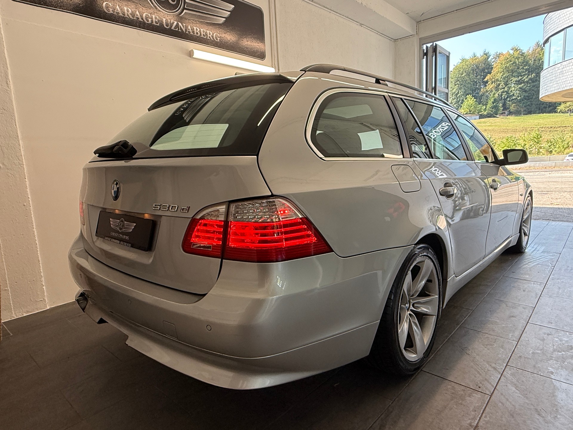 BMW 530d Touring Steptronic-image-4